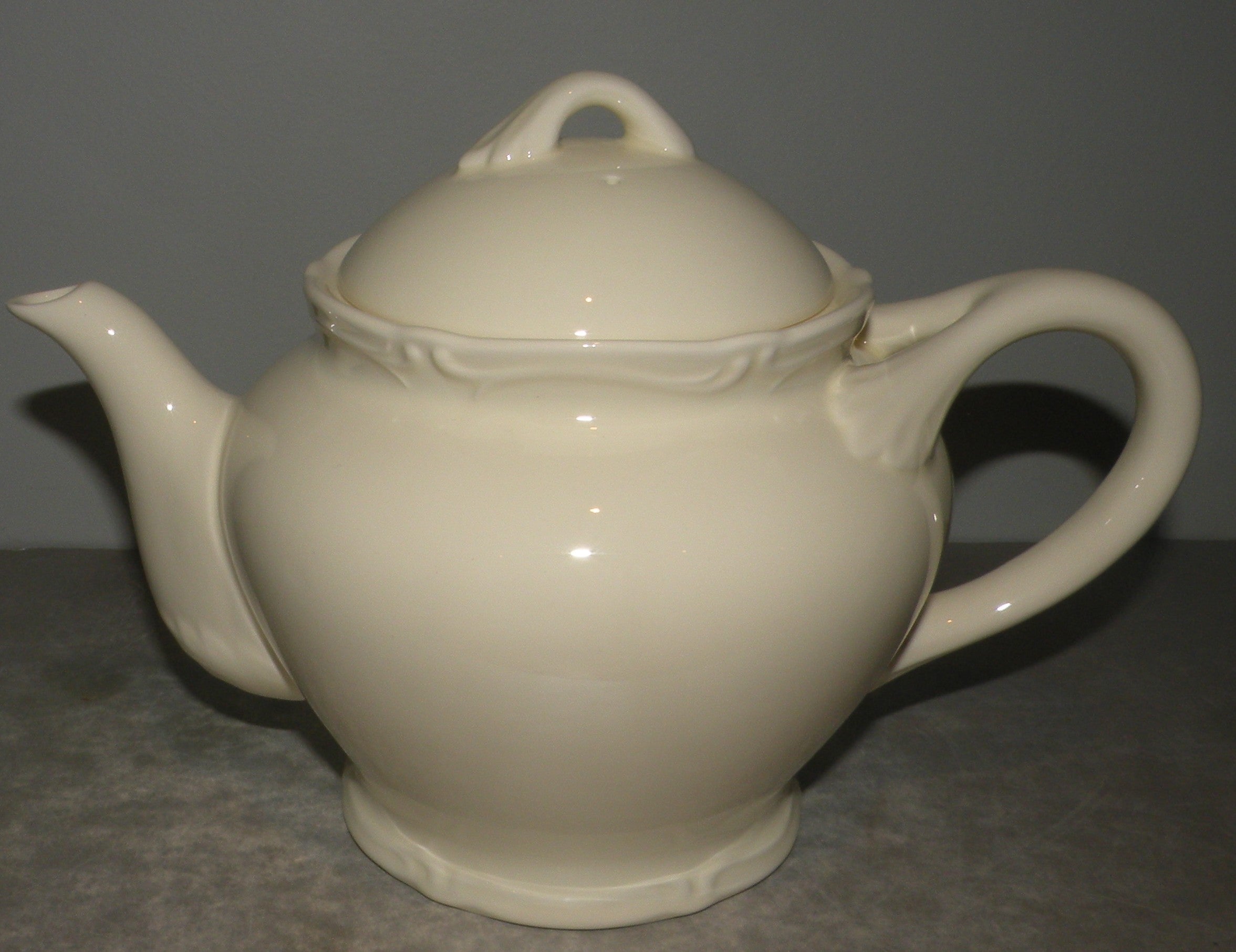 Tea Pot, Rocaille