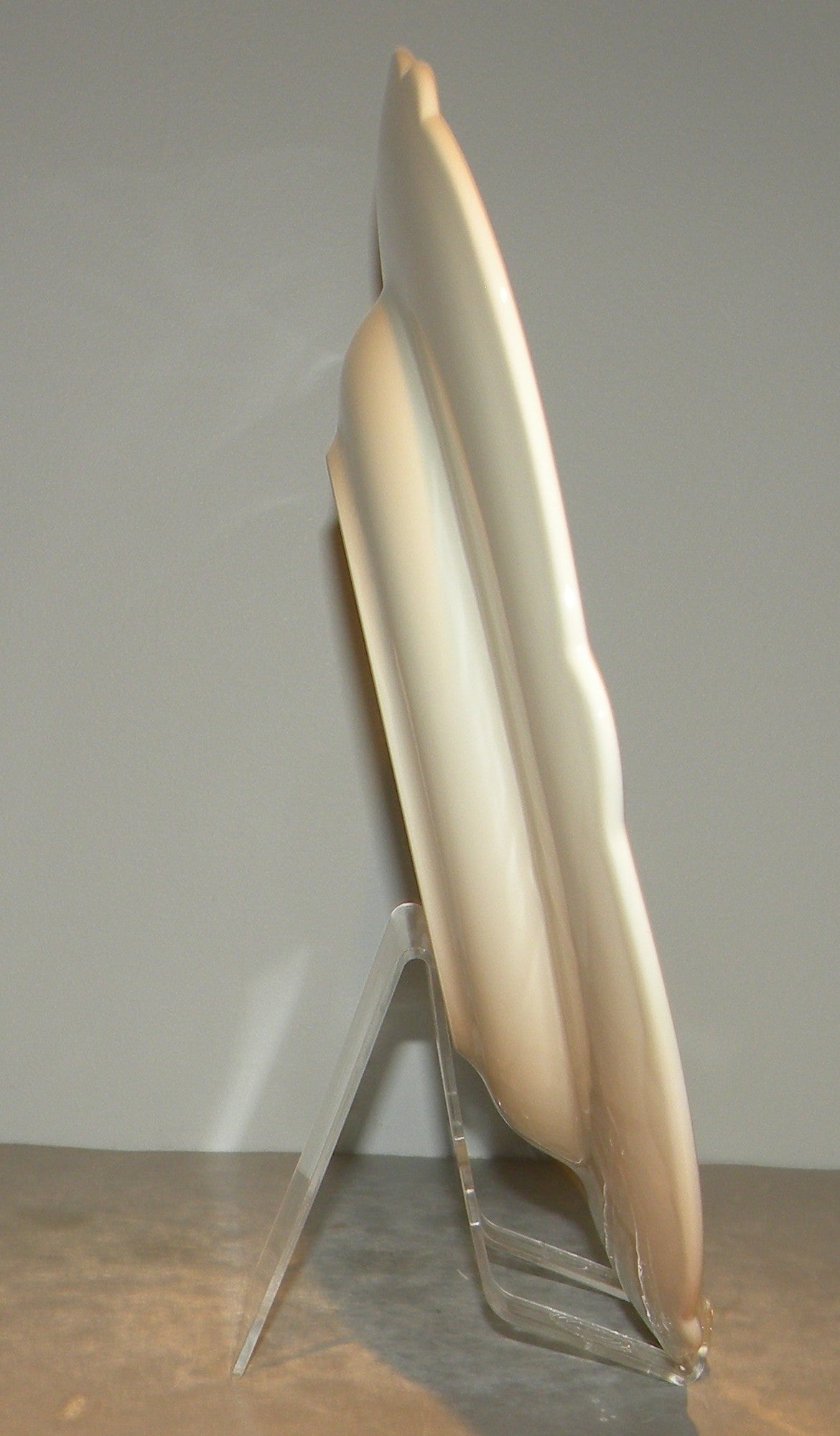 Round Deep Dish, Rocaille