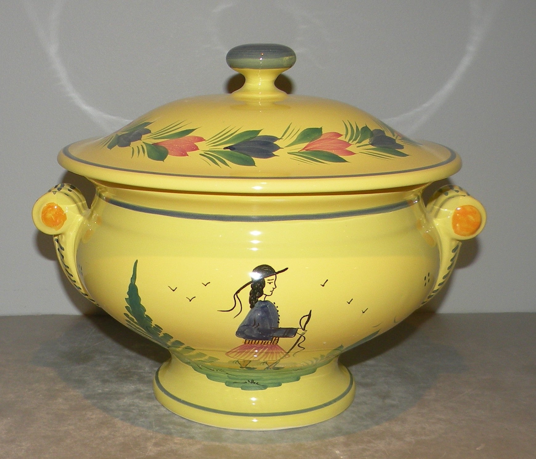 Round Soup Tureen with a Man , Soleil Yellow