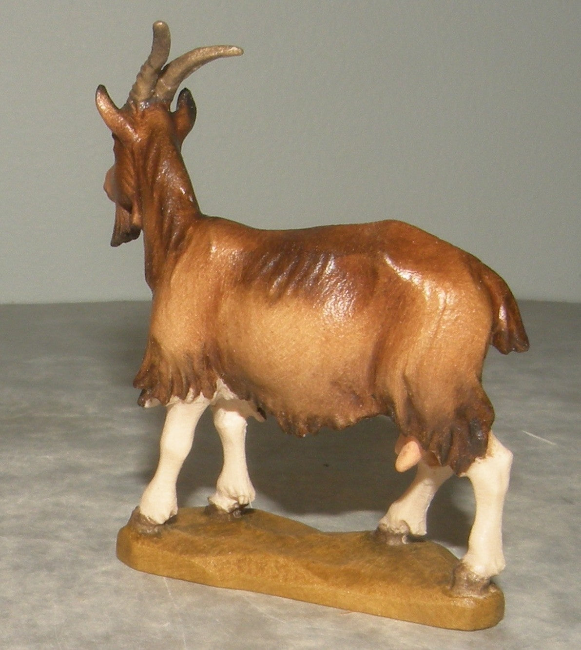 Goat  ( 21305 ) ,   Folkloristic