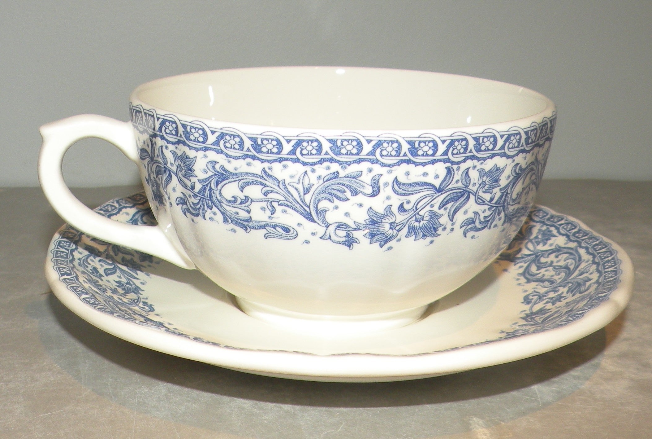 Breakfast Cup & Saucer, Rouen 37