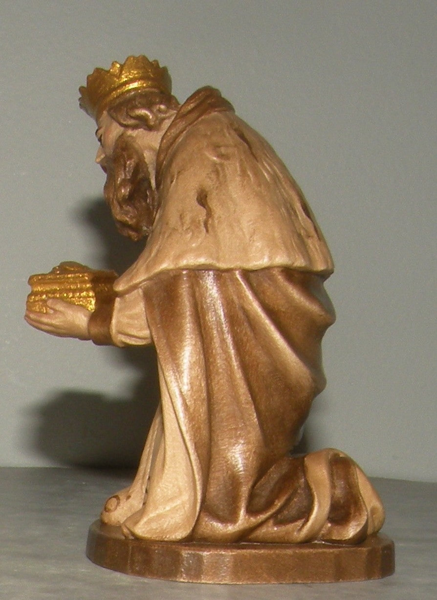 Wise Man Kneeling ( Melchior ) , Rustic ZF Finish