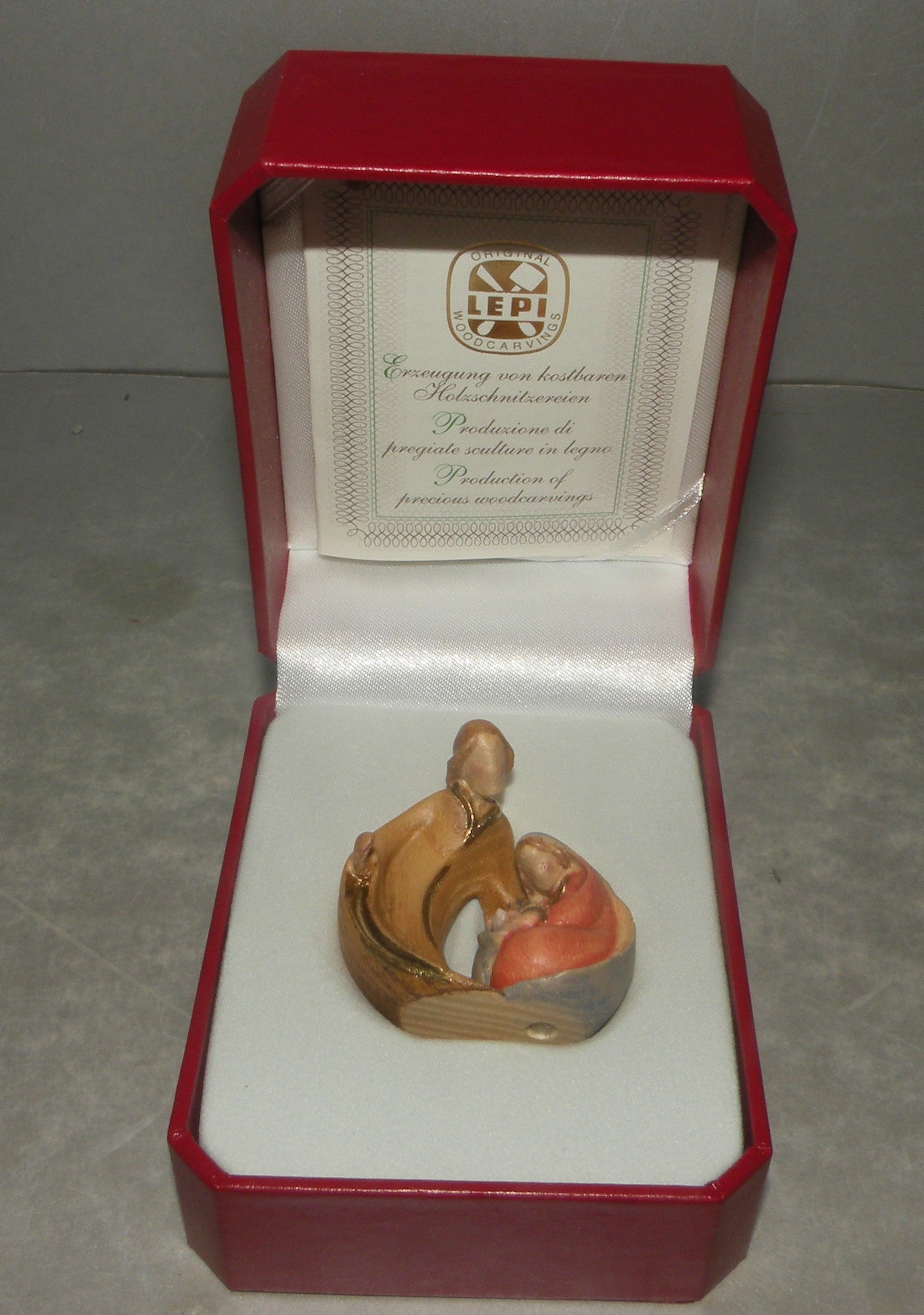 Holy Family 2000 with Case ( 10204 ), Lepi