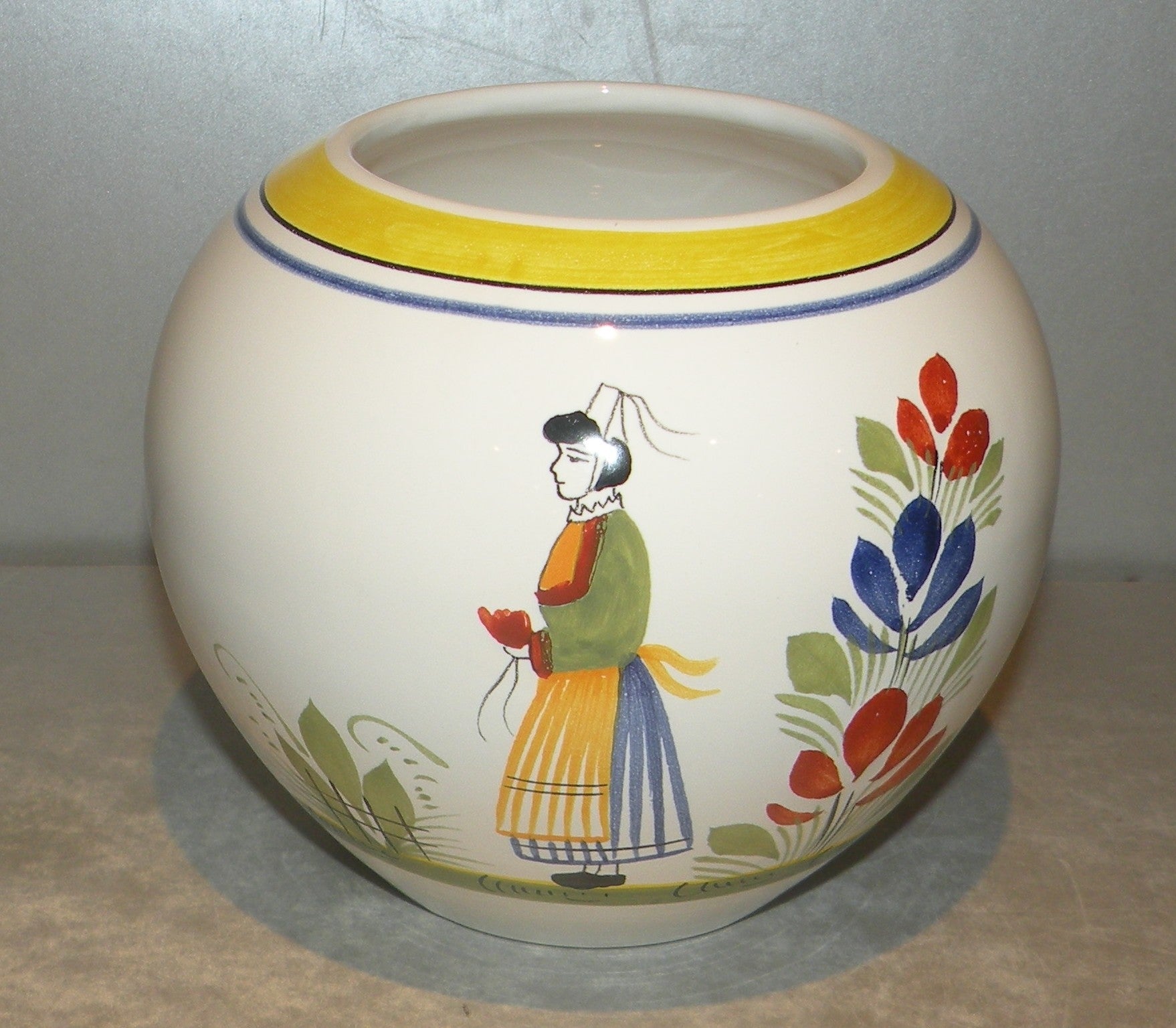 Ball Vase with a Lady  Henriot