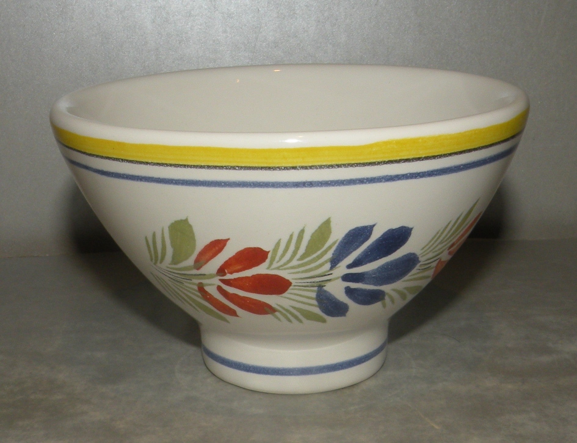 Cider Bowl without handle, with a lady  Henriot