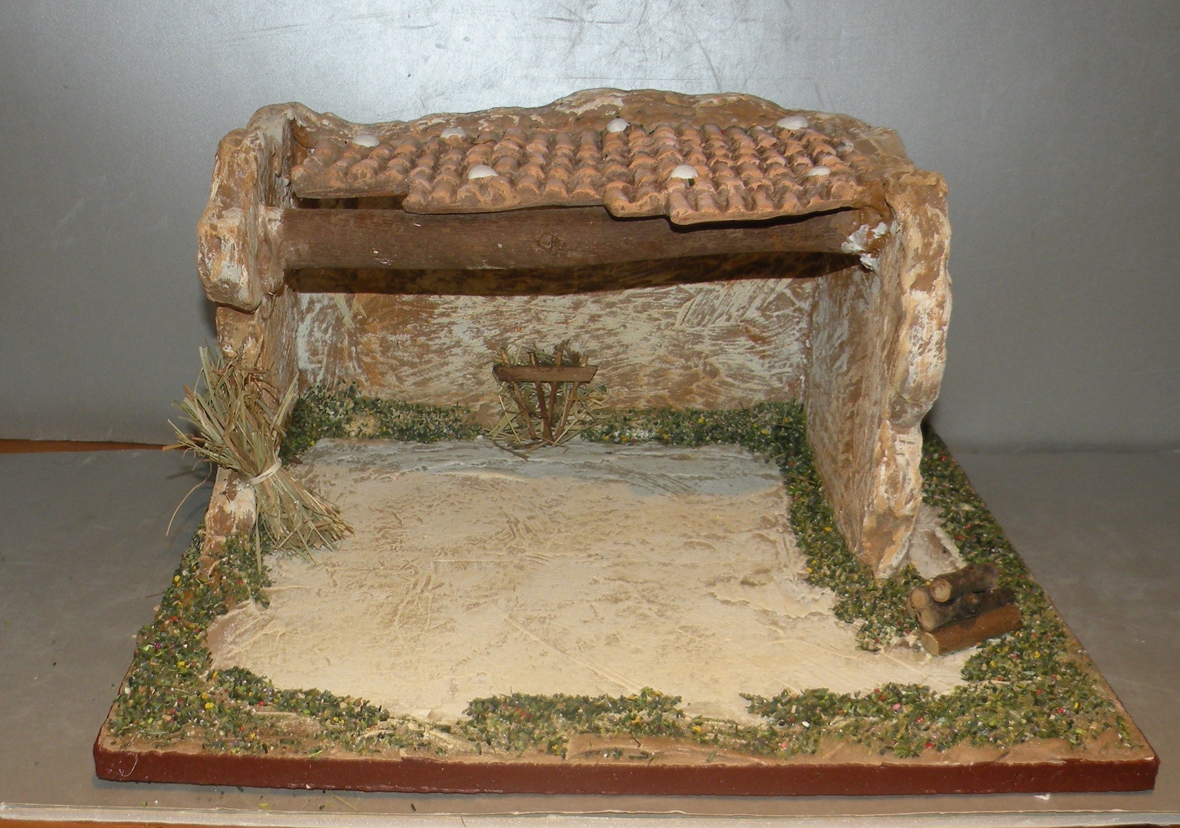 Large Stable Ruin ,  Didier  6 - 7 - 10 Cm