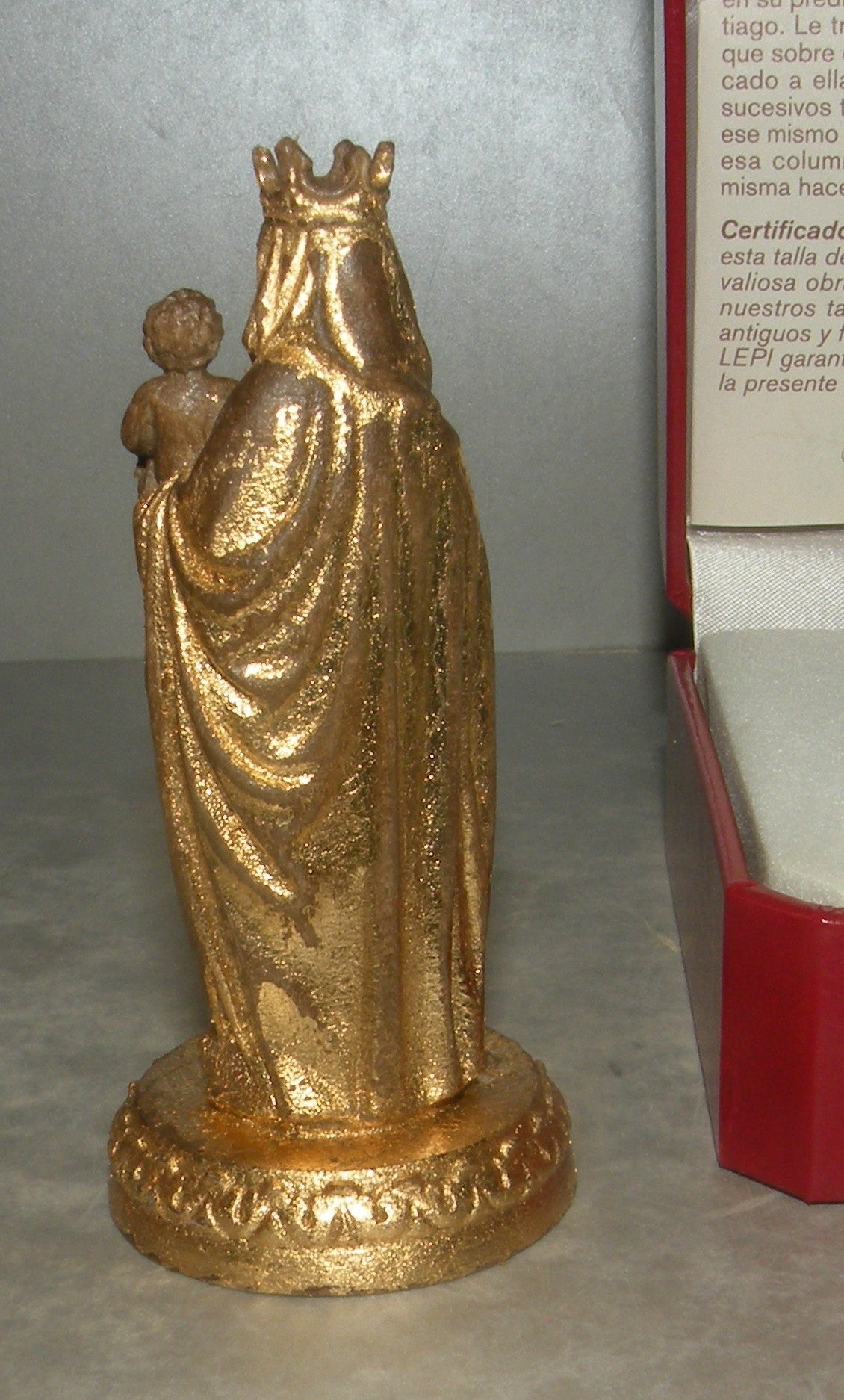 Nuestra Senora del Pilar with Case ( 10368 ), Lepi