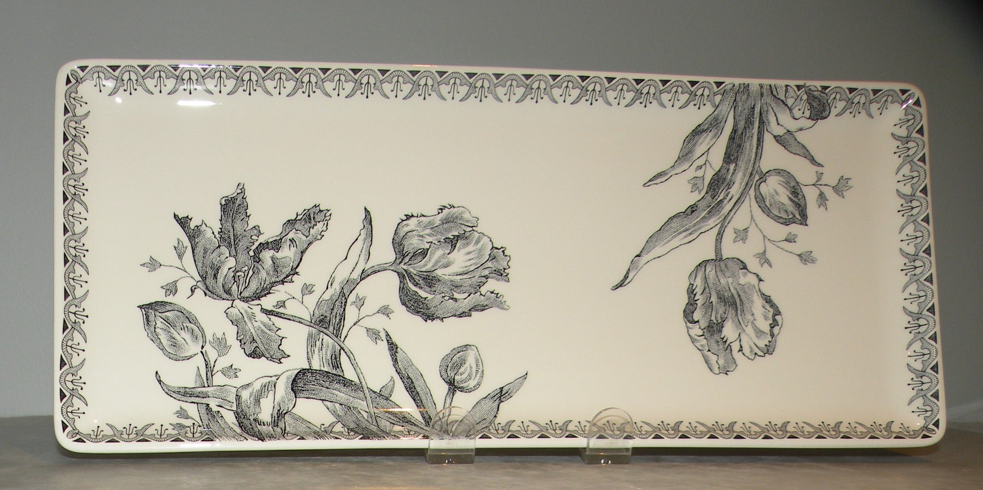 Oblong Serving Tray , Tulipes Noires