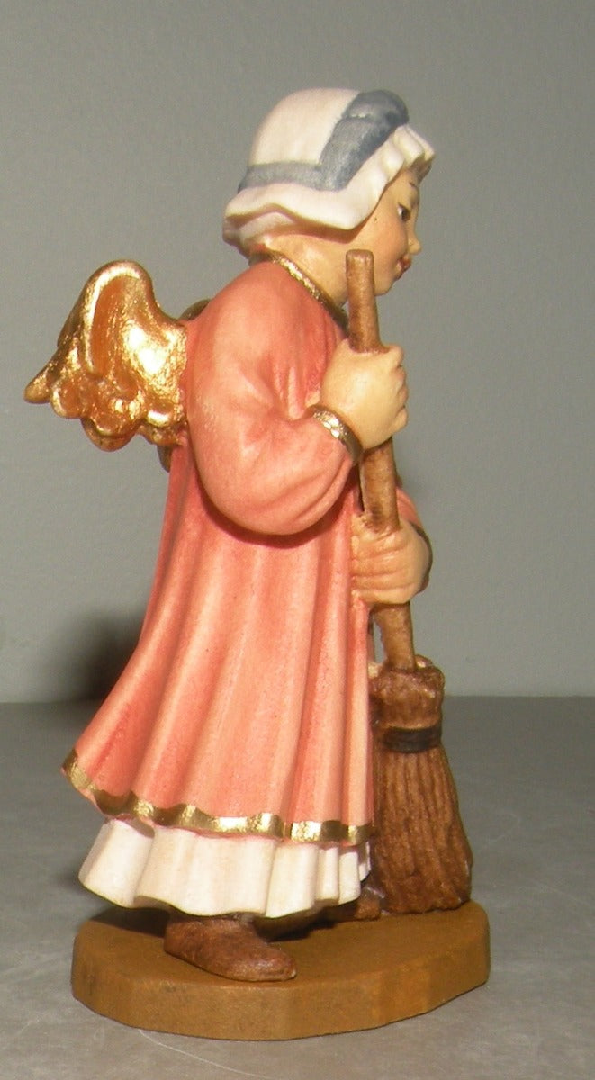 Angel with broom, Rustic