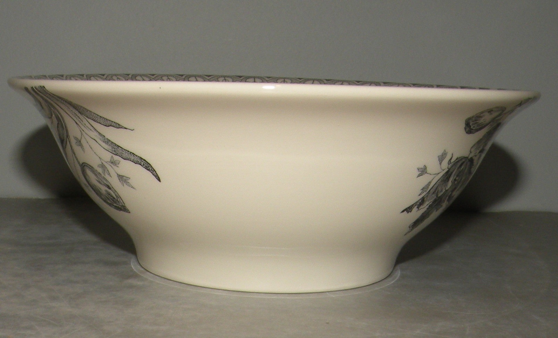 Large Cereal Bowl Tulipes Noires