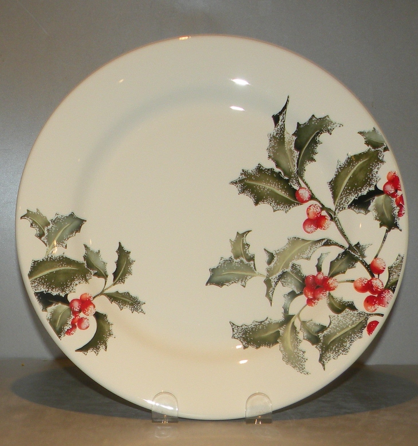Dinner Plate Holly