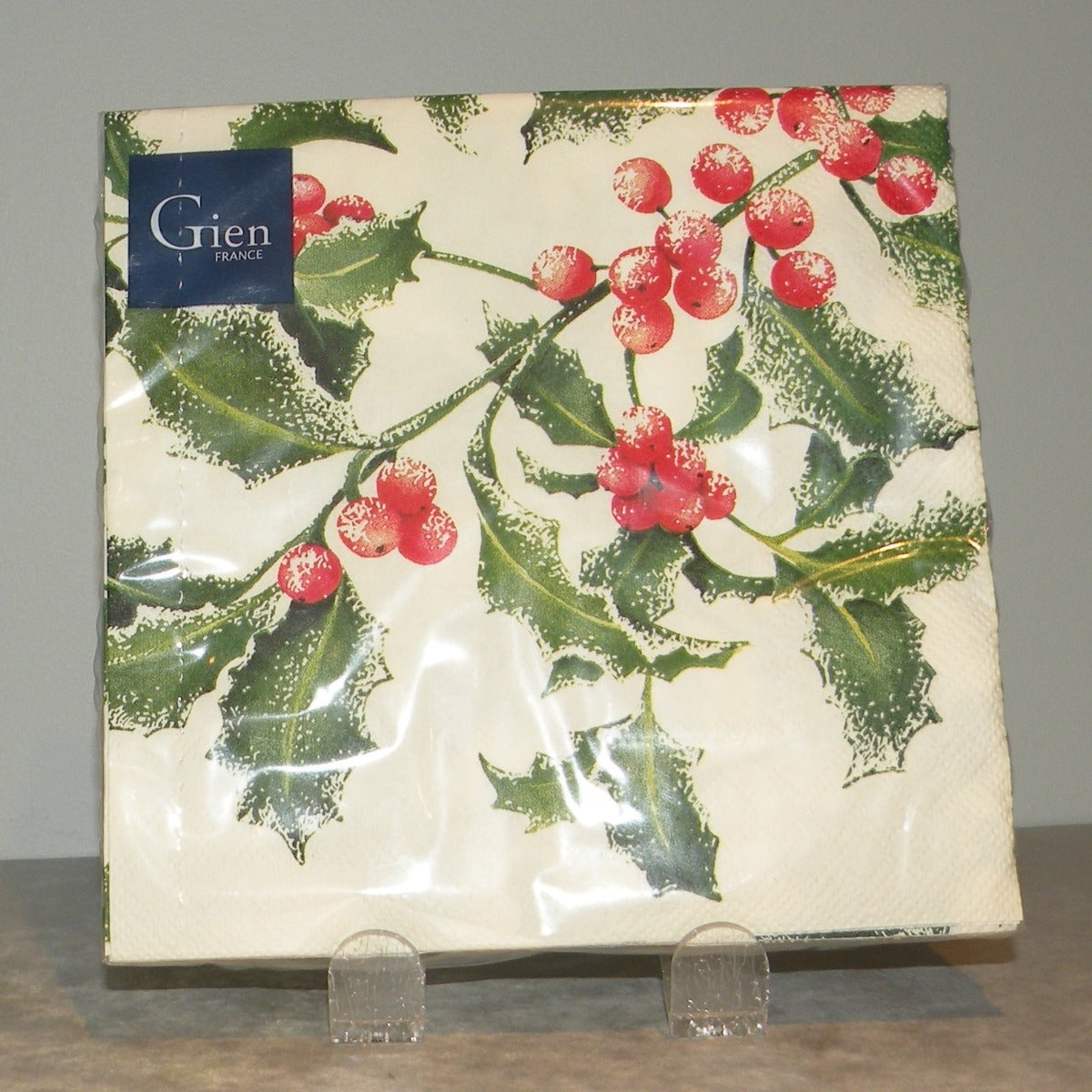 Pack of 20 Paper Napkins , Holly