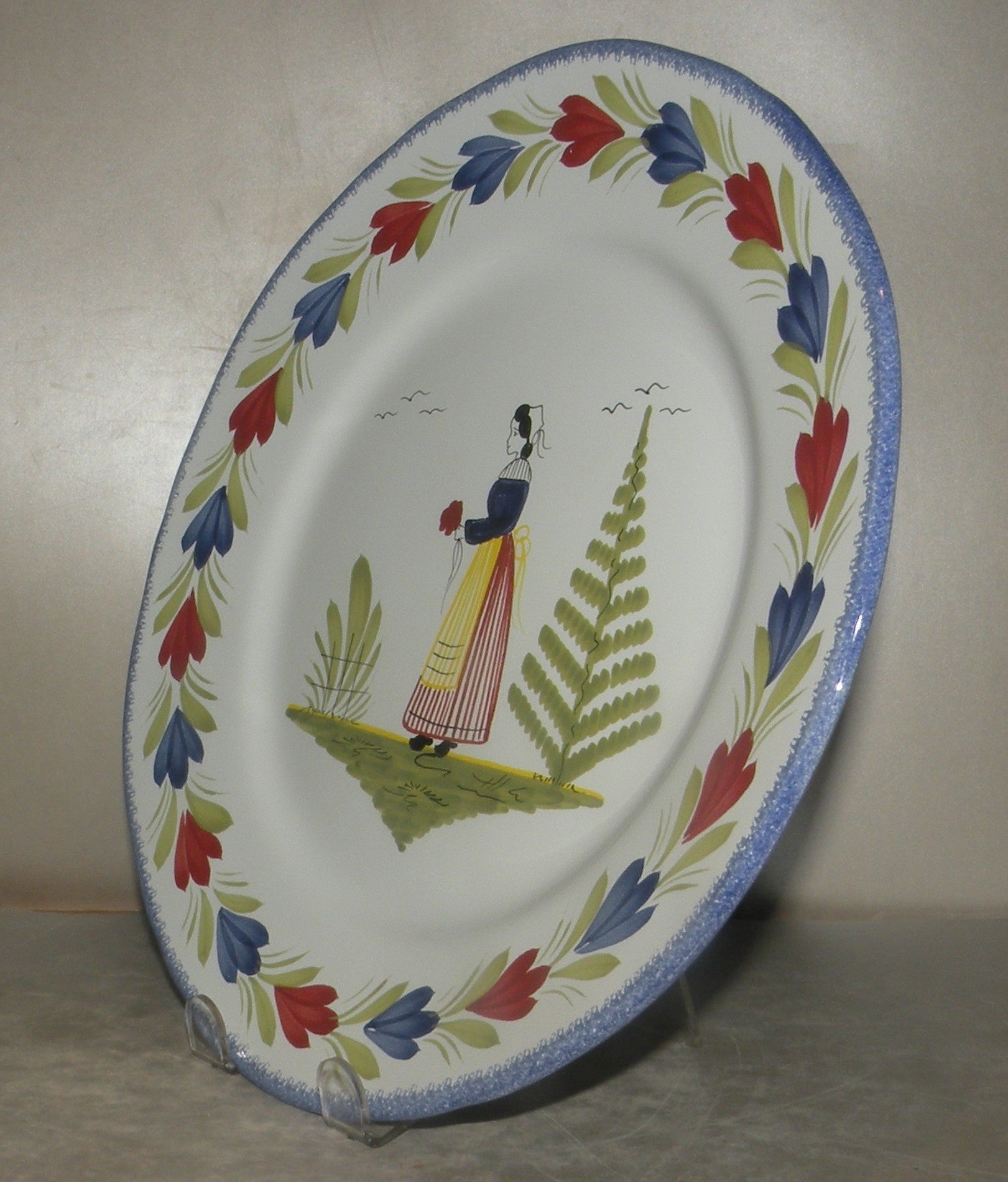 Scalopped Dinner Plate with Lady  Mistral Blue