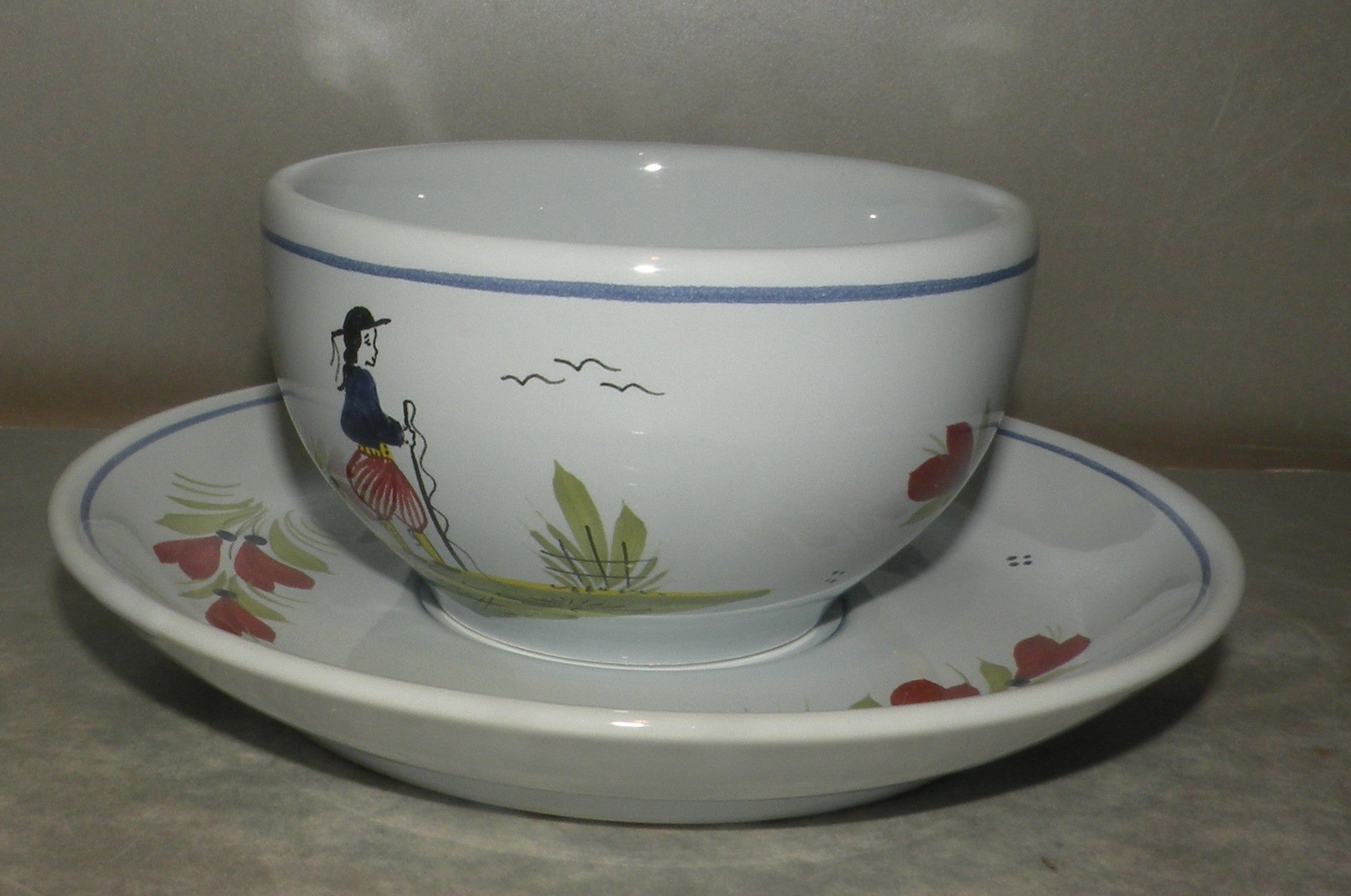 Tea Cup with Man & Saucer Mistral Blue