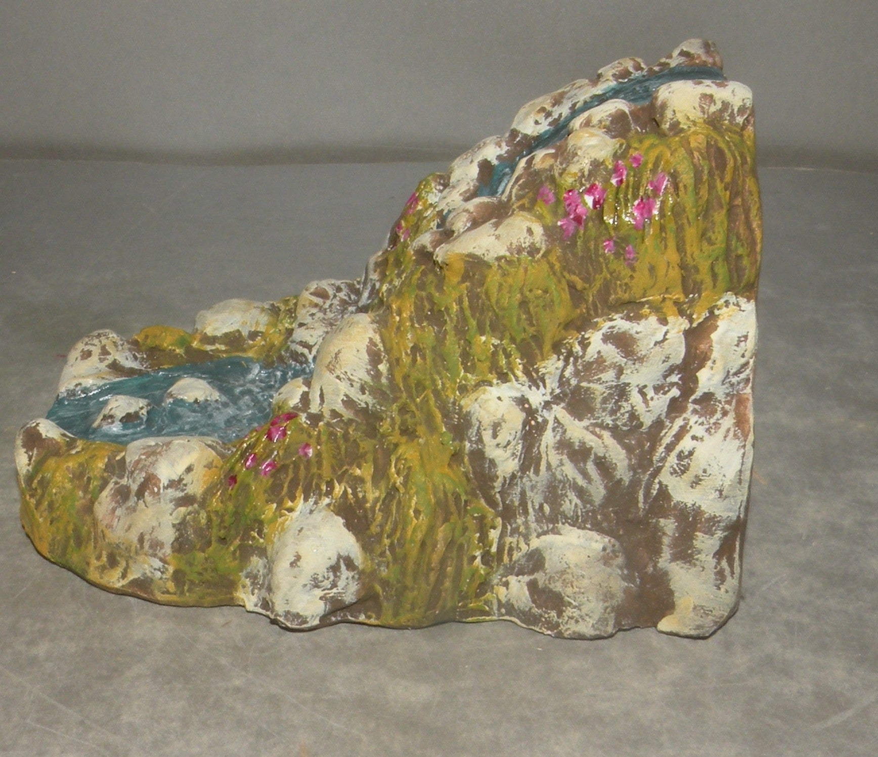 Waterfall  Fouque  2 - 4 Cm