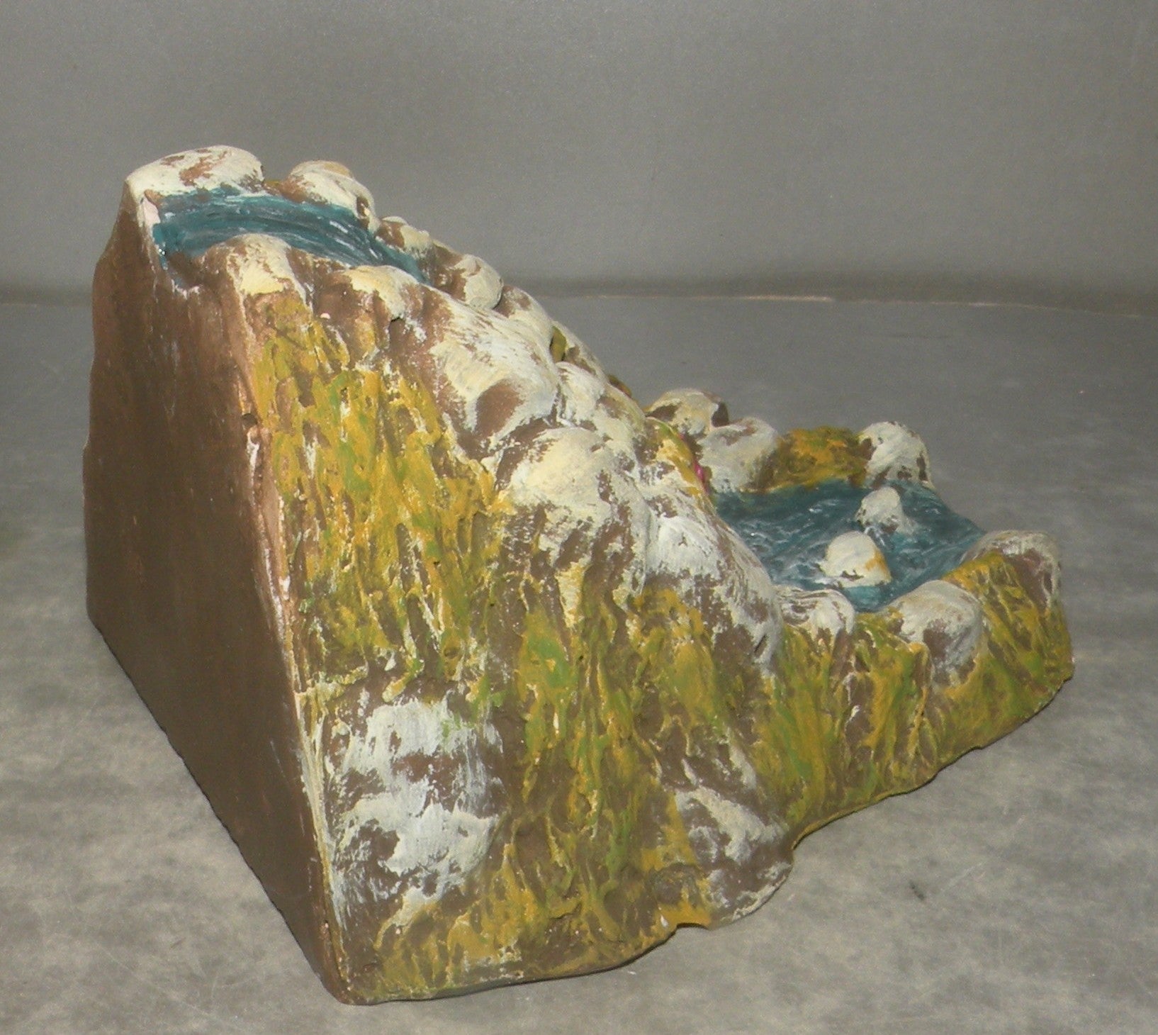 Waterfall  Fouque  2 - 4 Cm