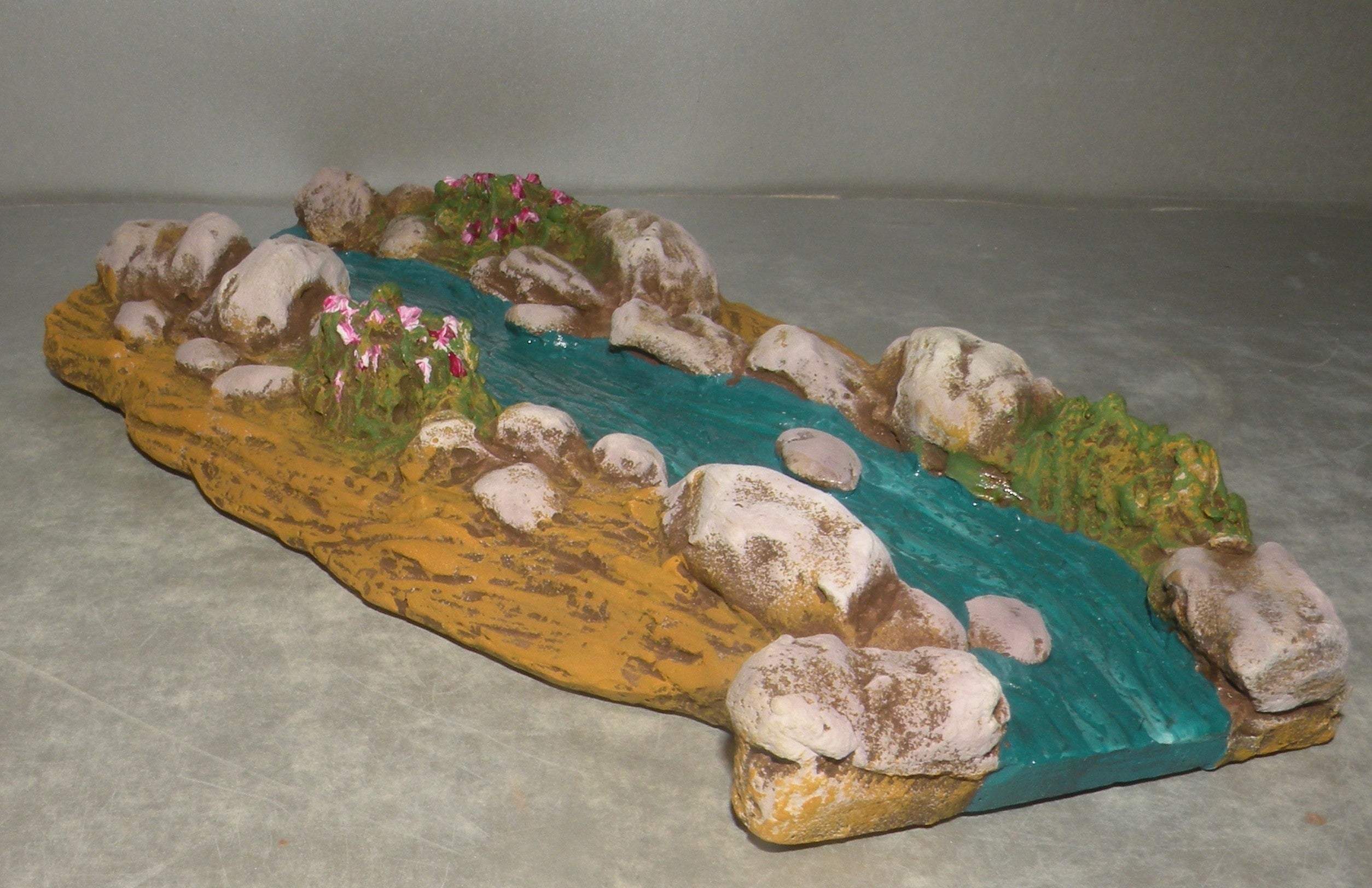 Bent river ( 943 )  Fouque 6 - 9 Cm