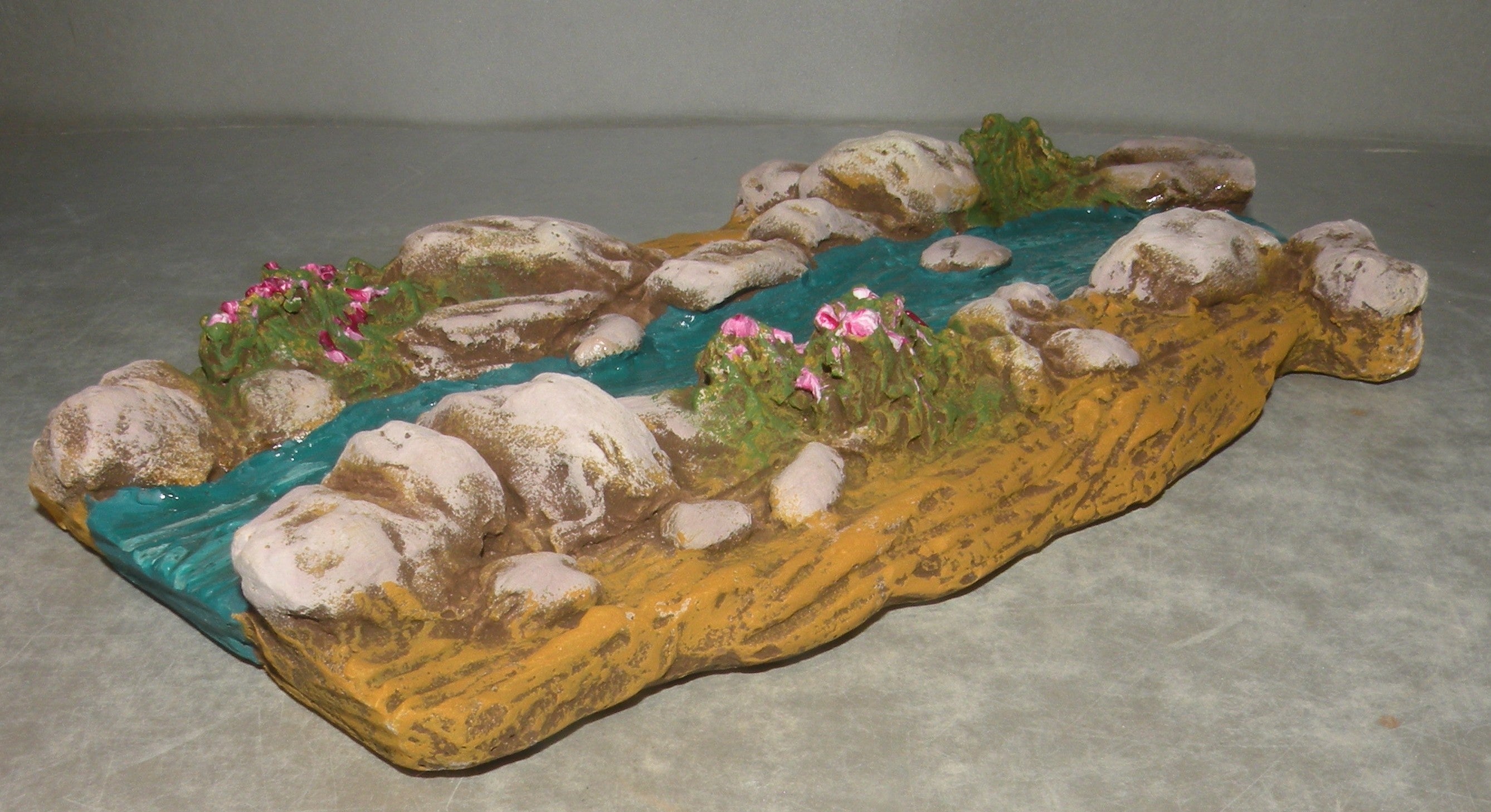 Bent river ( 943 )  Fouque 6 - 9 Cm