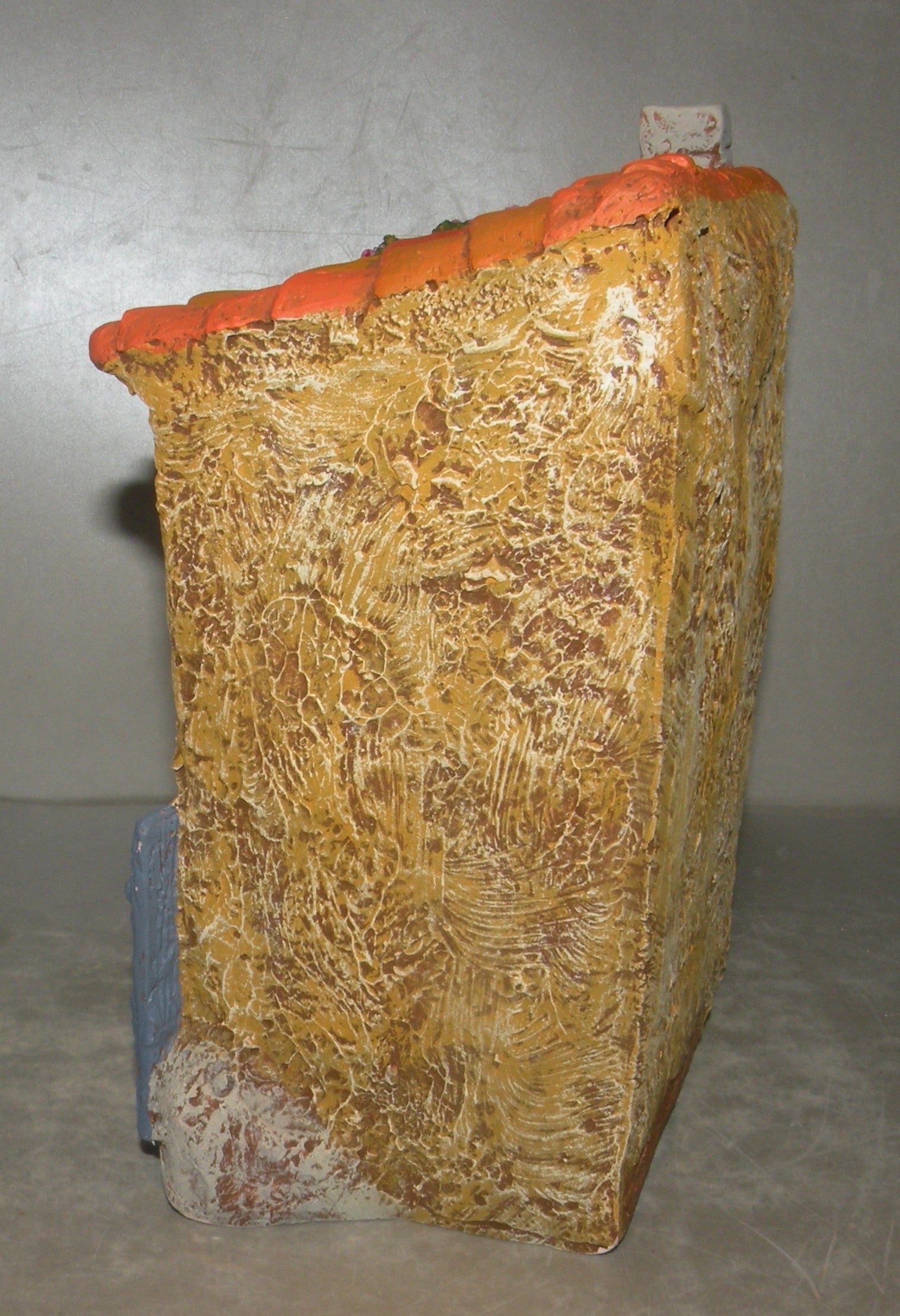 Small Country House , ( 812 )  High Density Plaster , Fouque 6 Cm