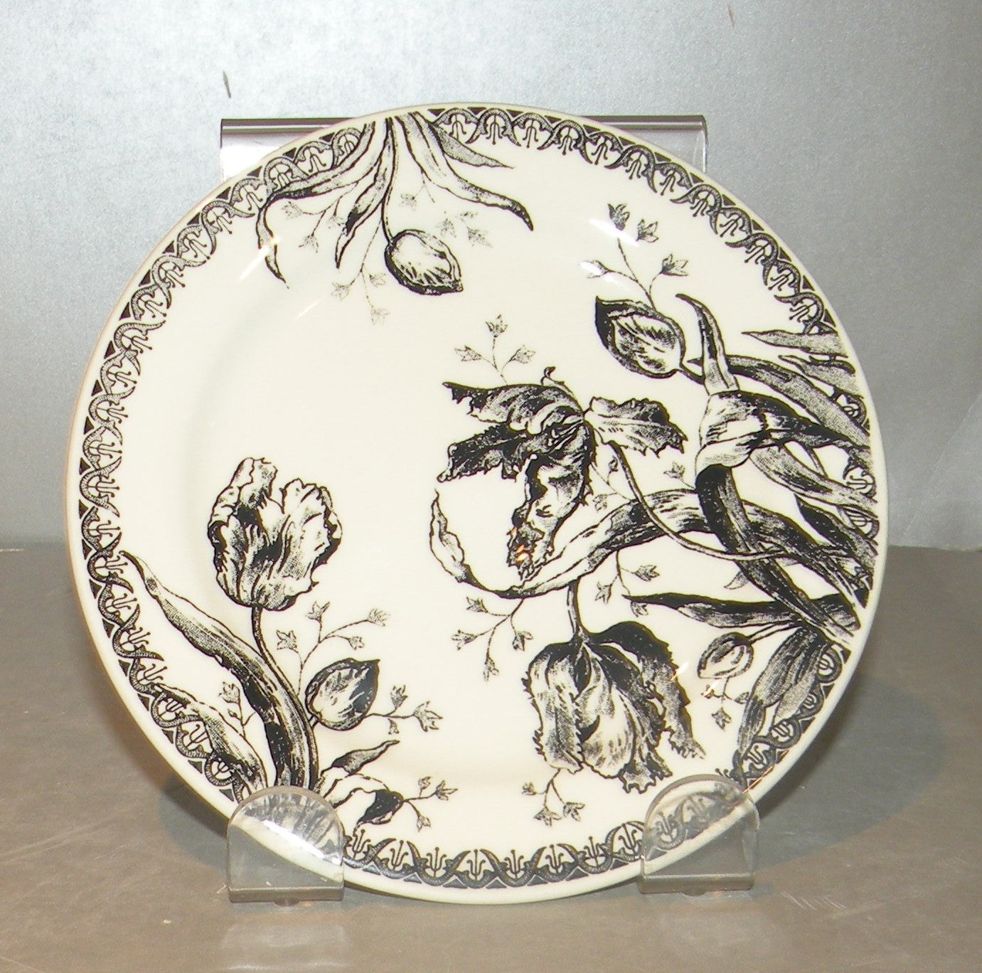 Box of 4 Bottle Coasters Fleurs Noires-- stopped in 2022