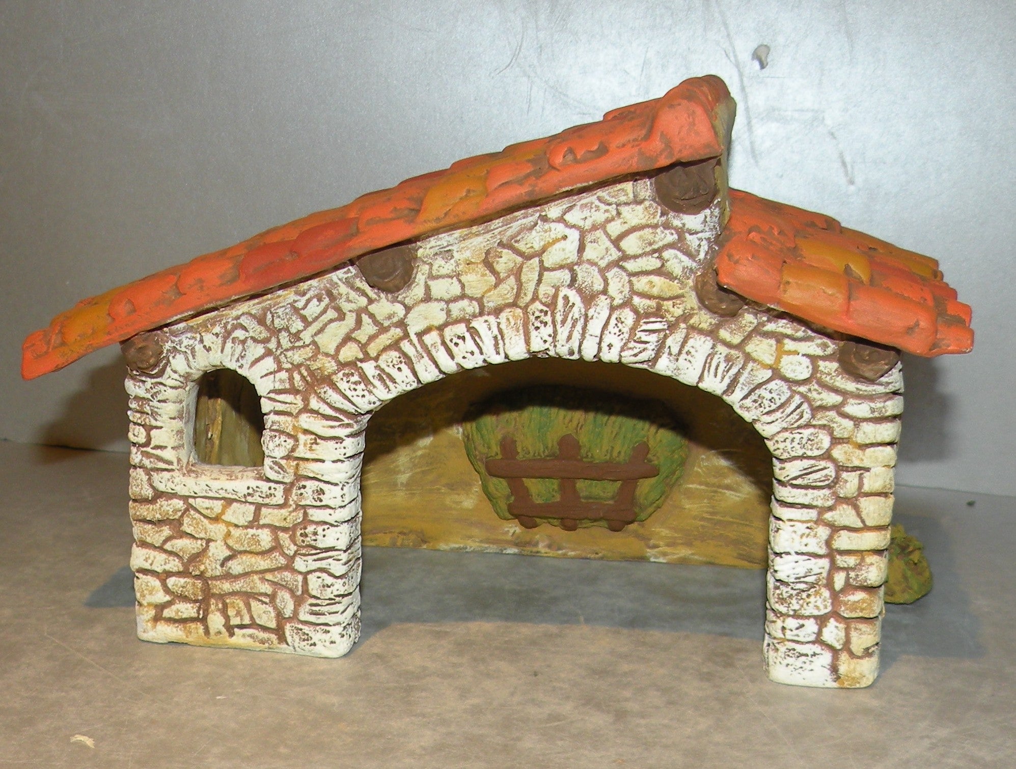 Cowshed 2 Slopes, All Clay ( 700 )  Fouque 6 Cm