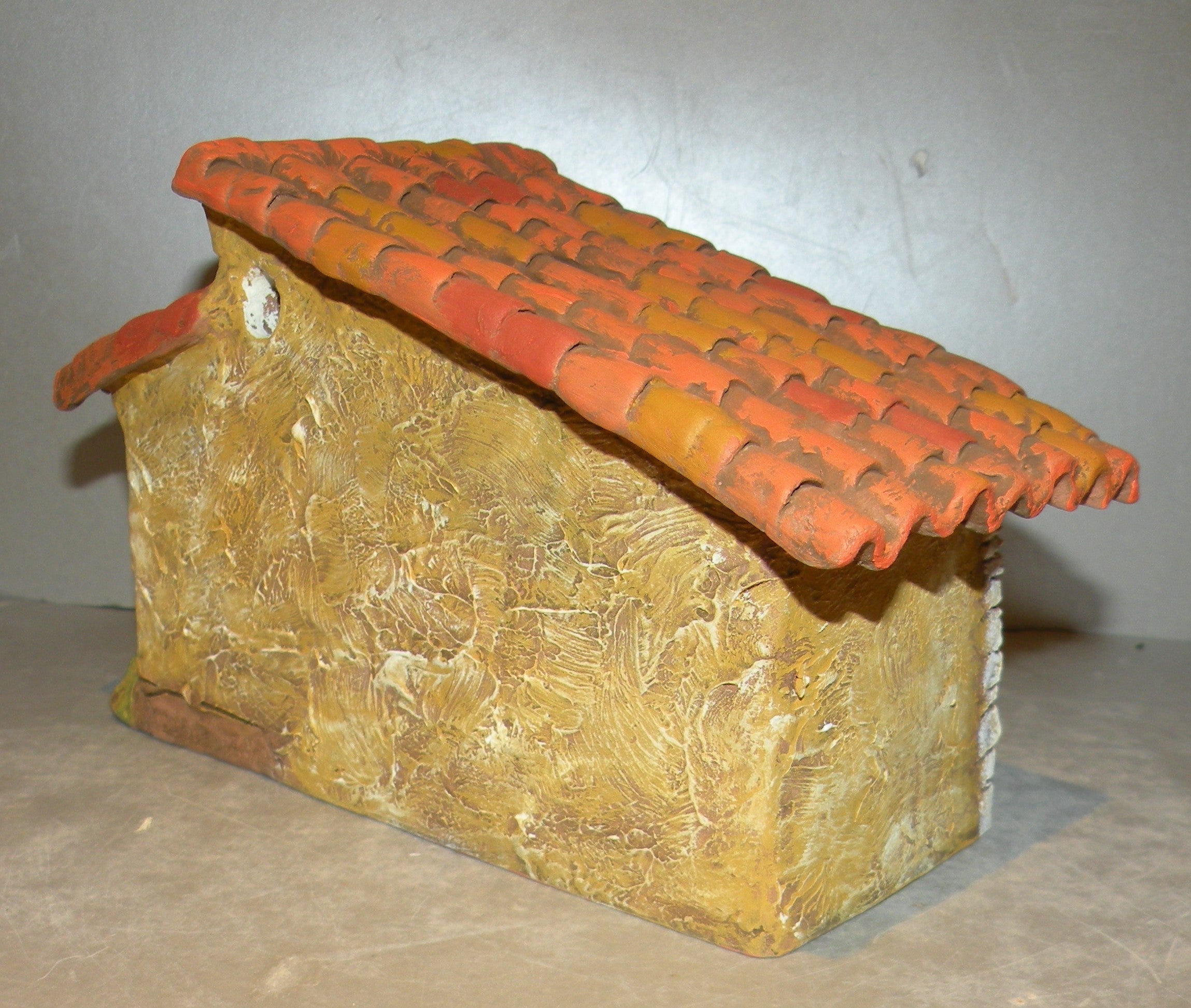 Cowshed 2 Slopes, All Clay ( 700 )  Fouque 6 Cm