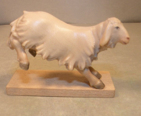 Lamb Jumping Down 10000- 26 - Gloria