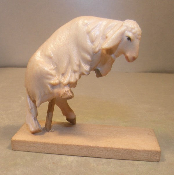 Lamb Jumping for joy, 10000 -27 - Gloria