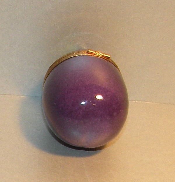Plum, Limoges Box number 52