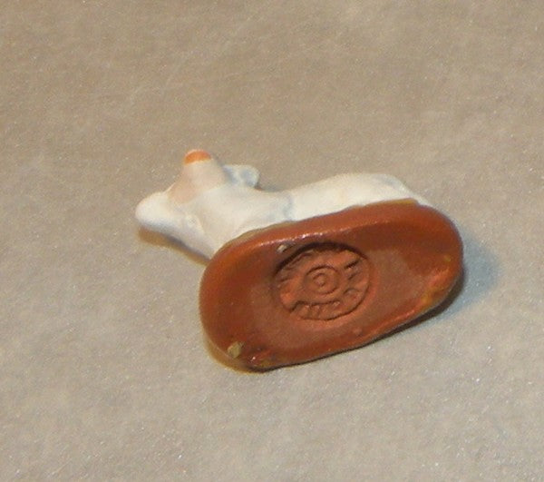 Sheep lying, Fouque 2cm