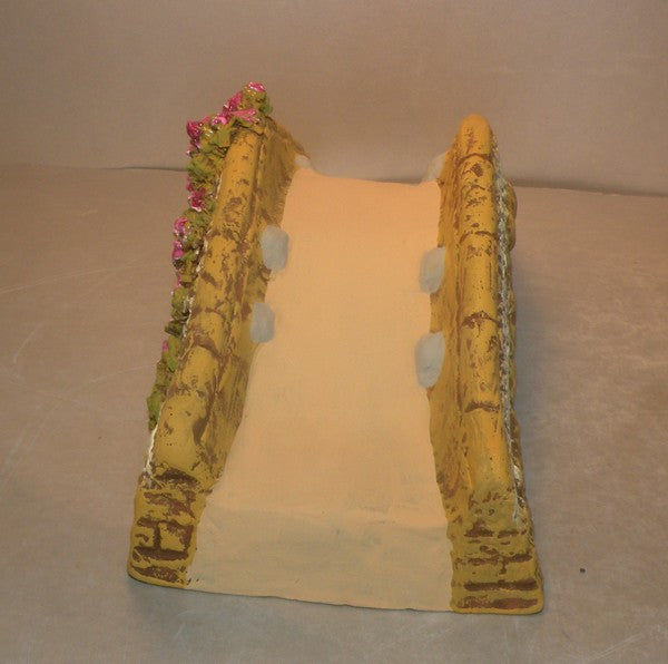 Bridge, ( 912 )  ( All Clay ) Fouque, 9 cm