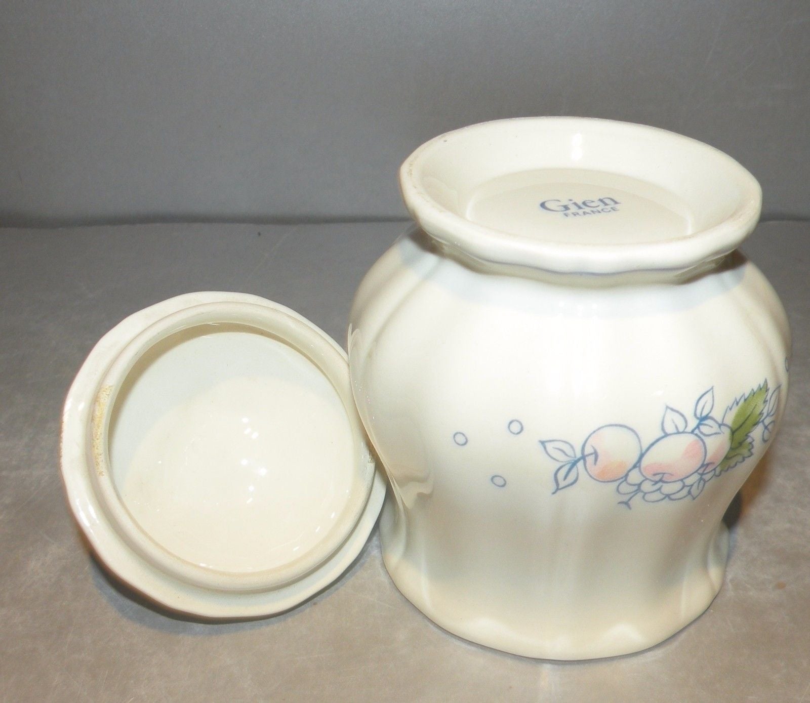 Covered Sugar Bowl , Oserai