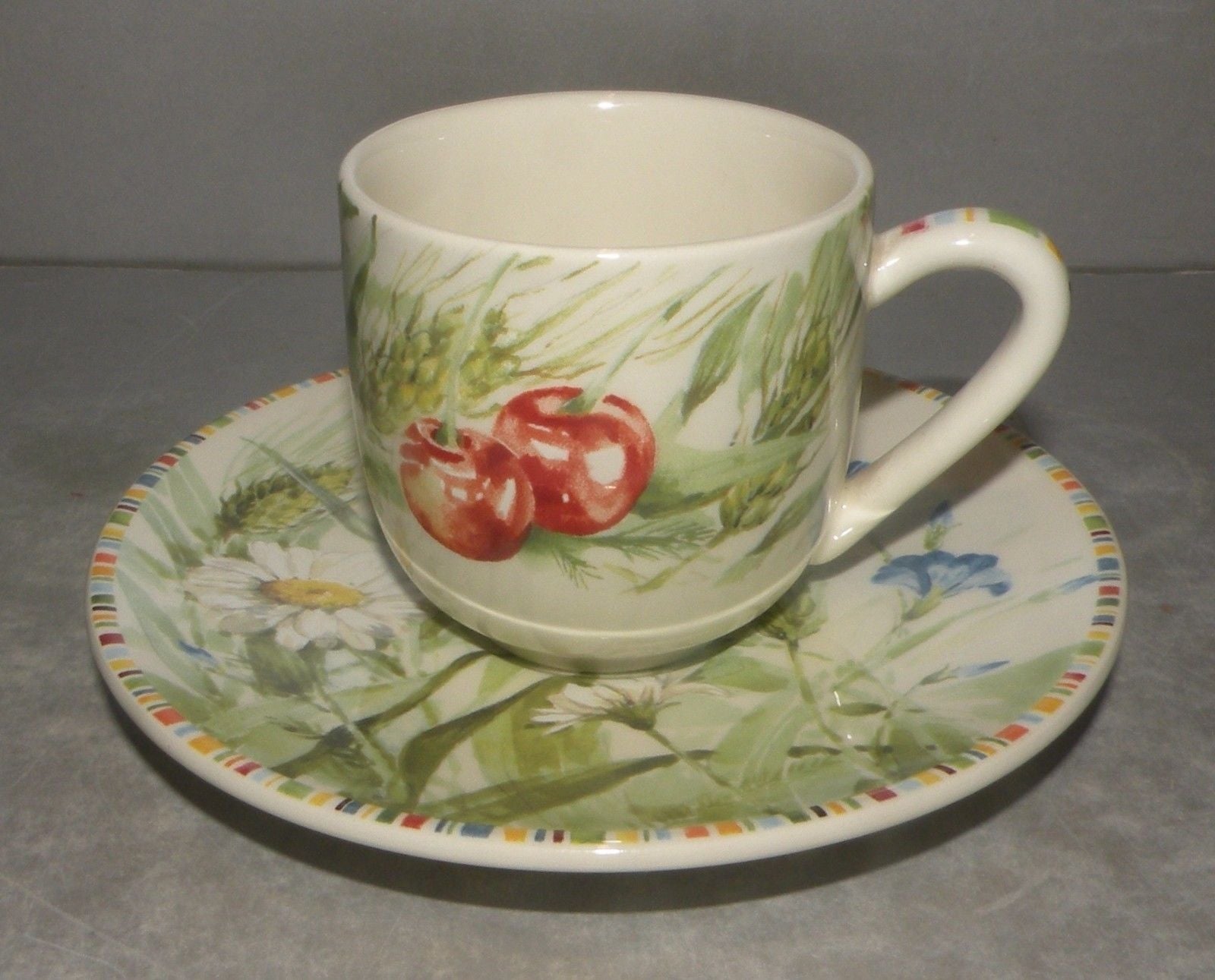 Expresso Cup & Saucer Cherry