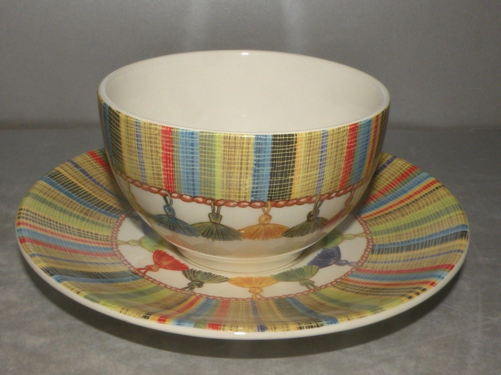 Tea Cup & Saucer Taffetas