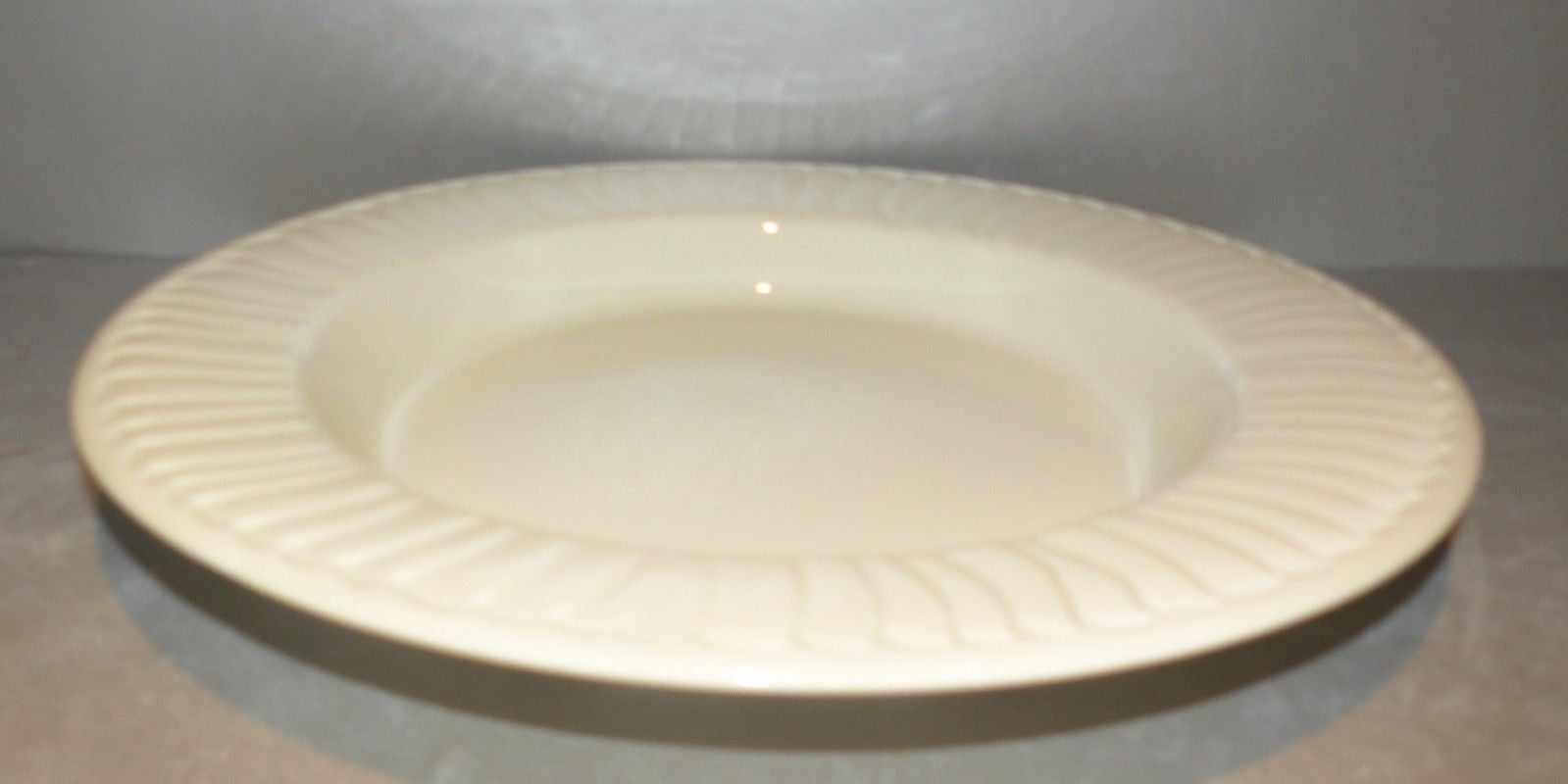 Rim Soup Plate Plisse Mais