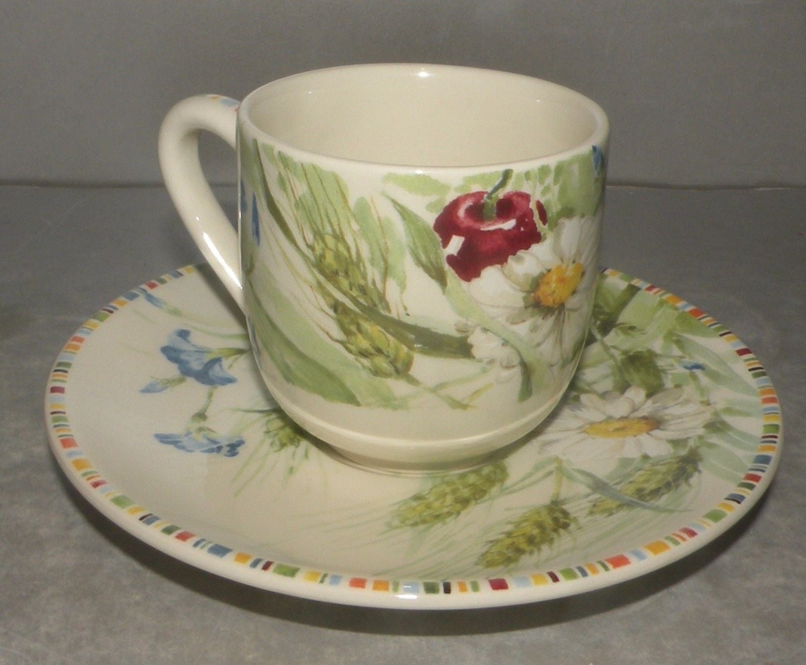 Expresso Cup & Saucer Cherry