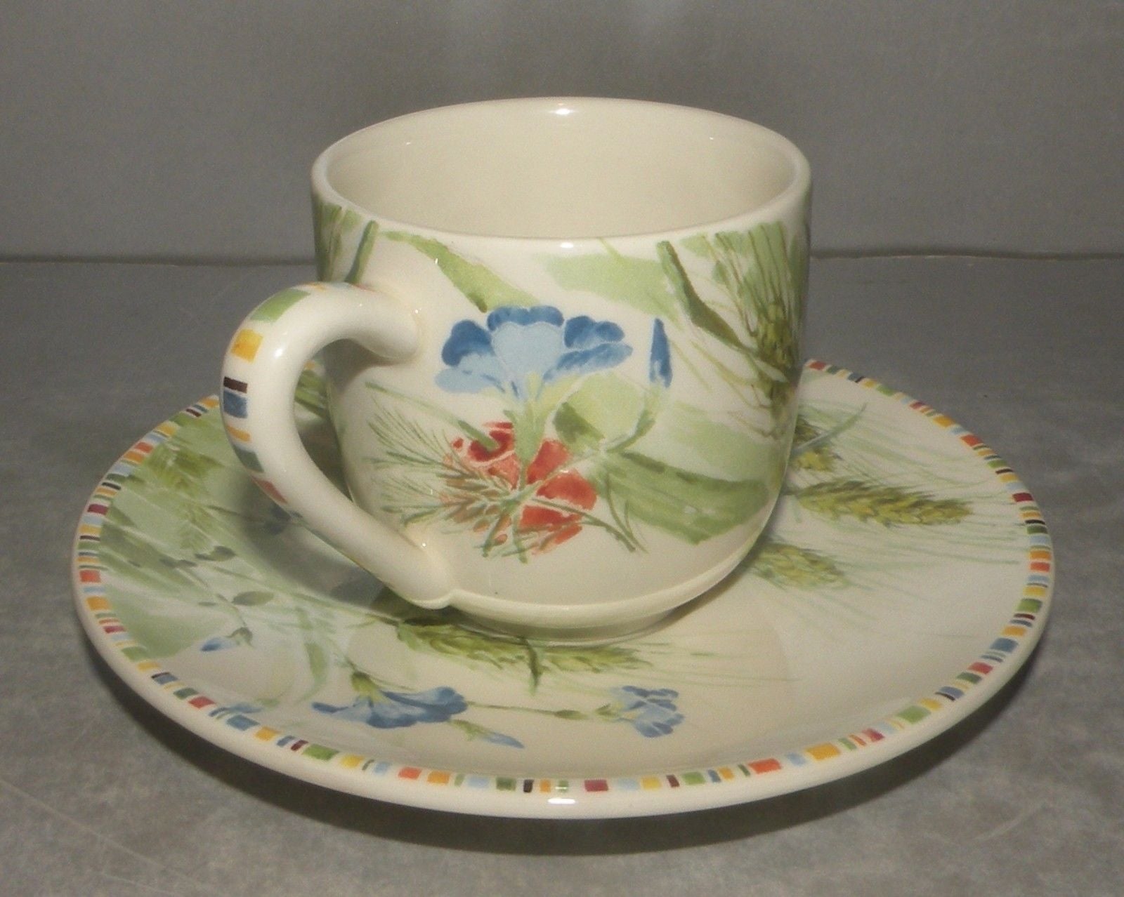 Expresso Cup & Saucer Cherry