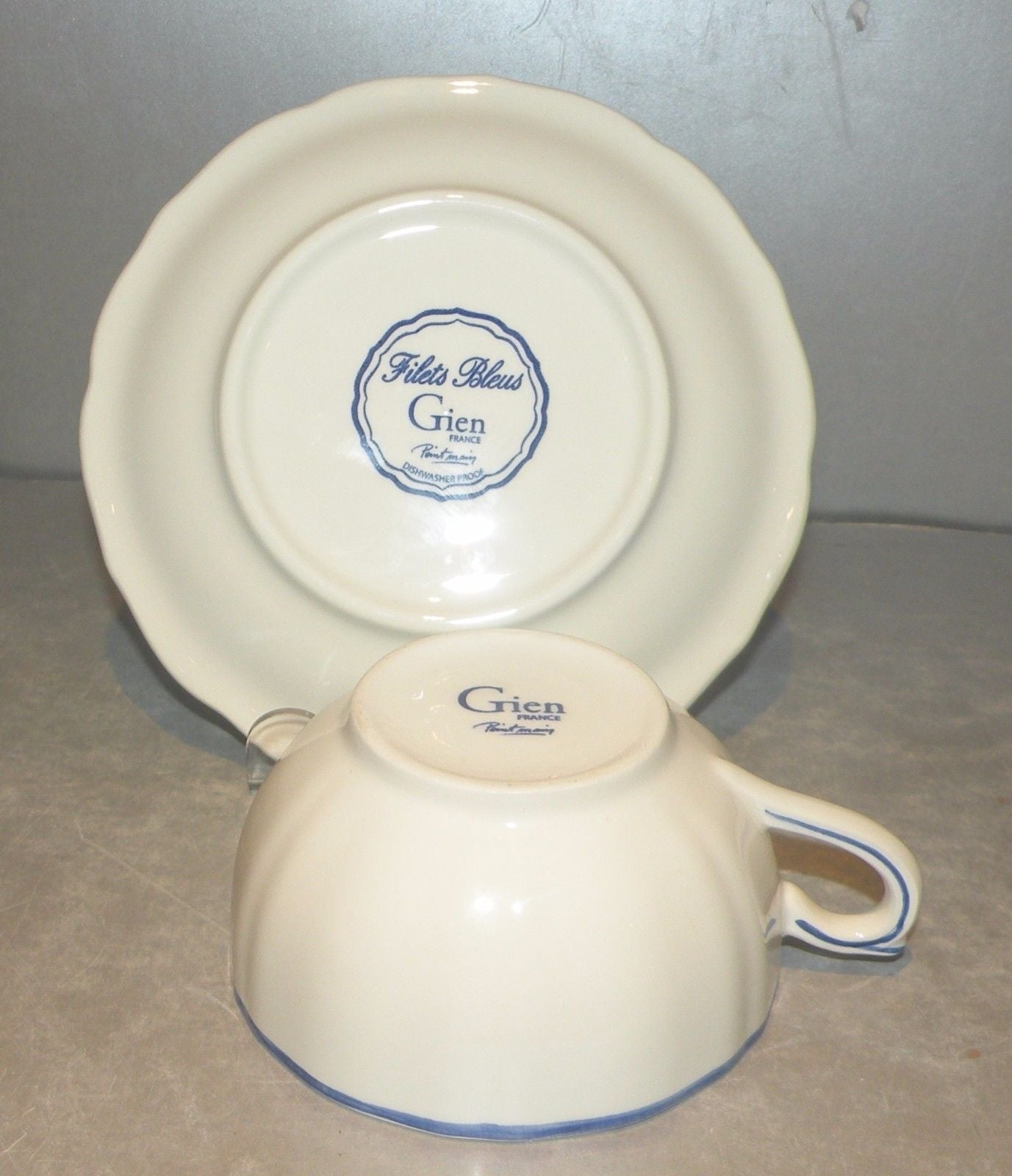 Tea Cup & Saucer , Filets Bleu