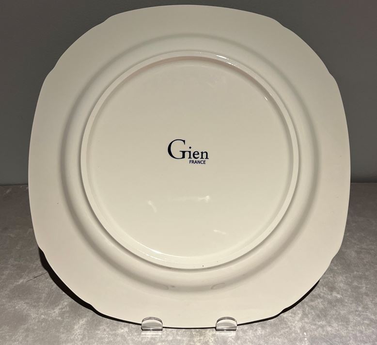 Dinner Plate number 4 , Gri-Gri
