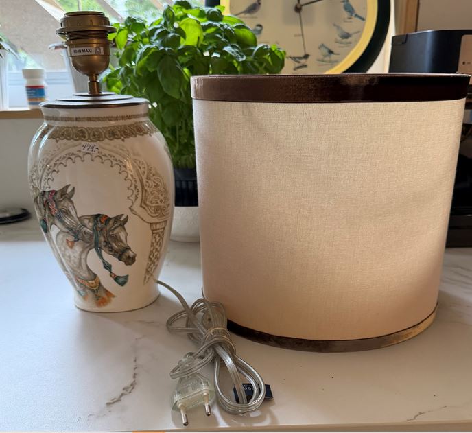 Lamp, Chevaux du Vent