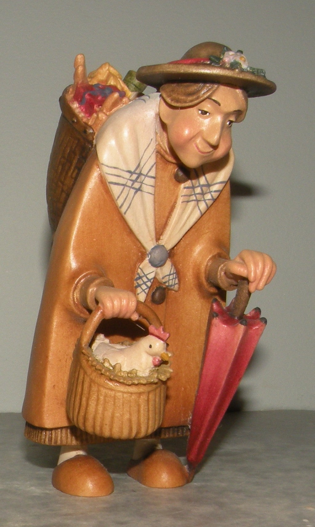 Grand-mother with basket, Kastlunger