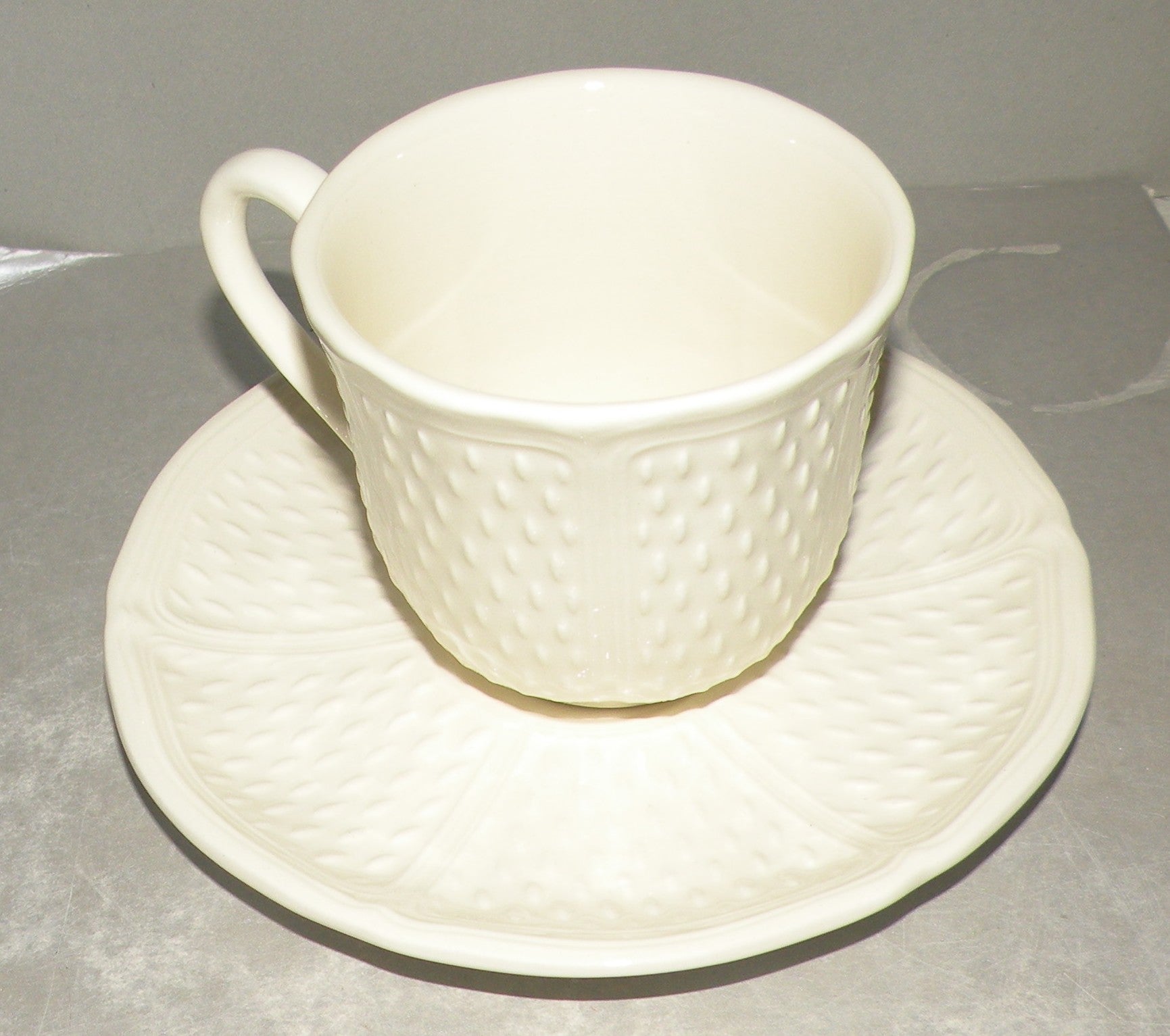 U S Tea Cup & Saucer, Pont Aux Choux Mais