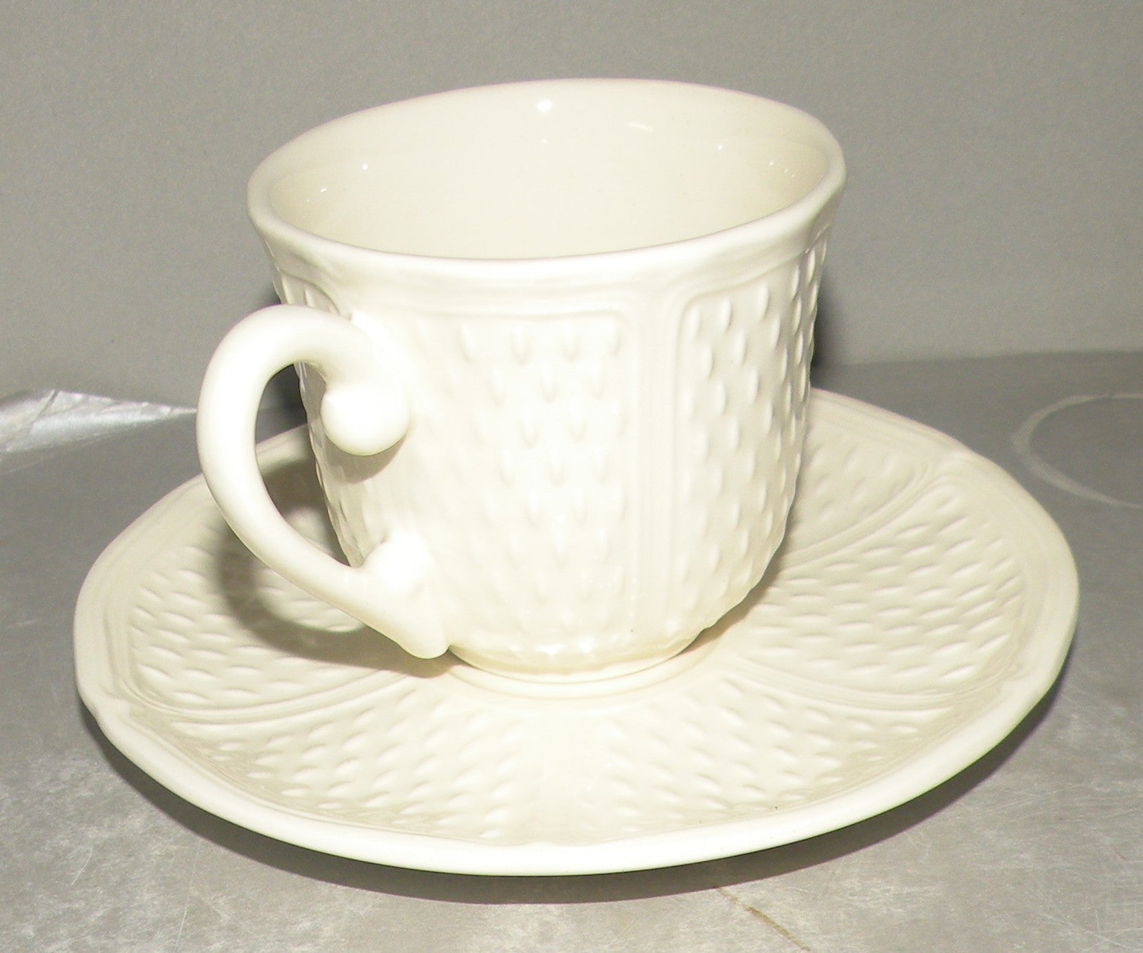 U S Tea Cup & Saucer, Pont Aux Choux Mais