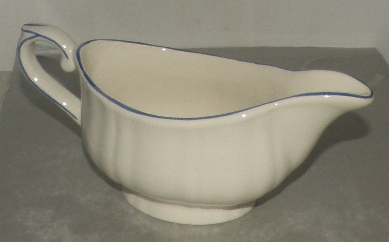 Gravy Boat,  Filet Bleu