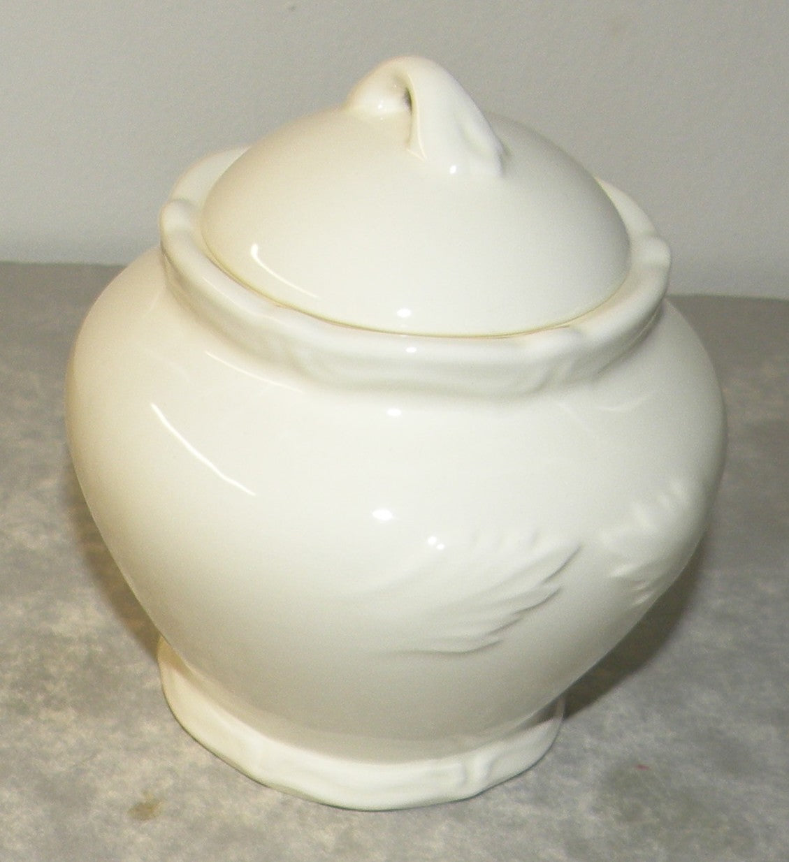 Covered Sugar Bowl, Rocaille