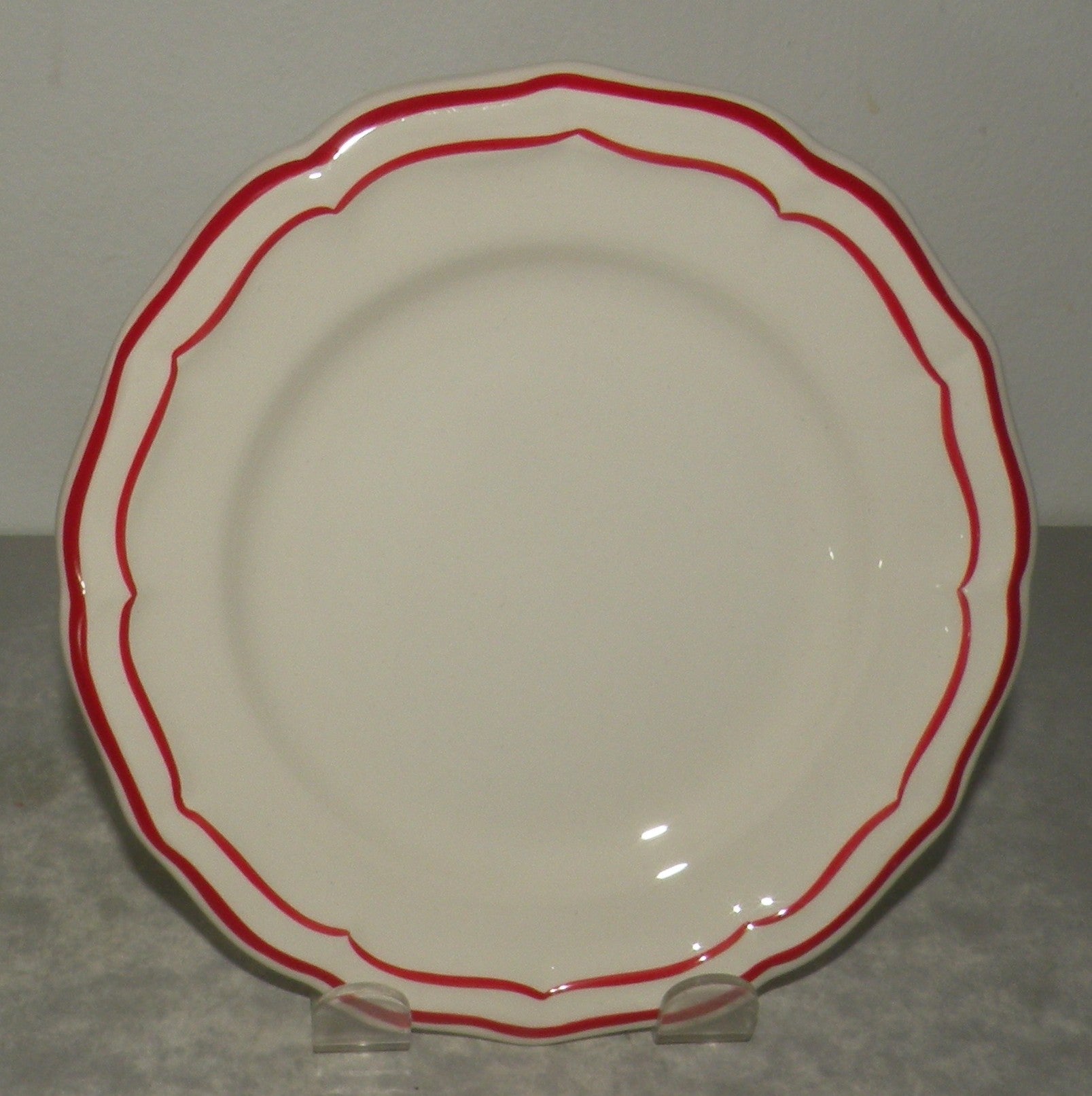 Bread & Butter Plate, Filet Rouge