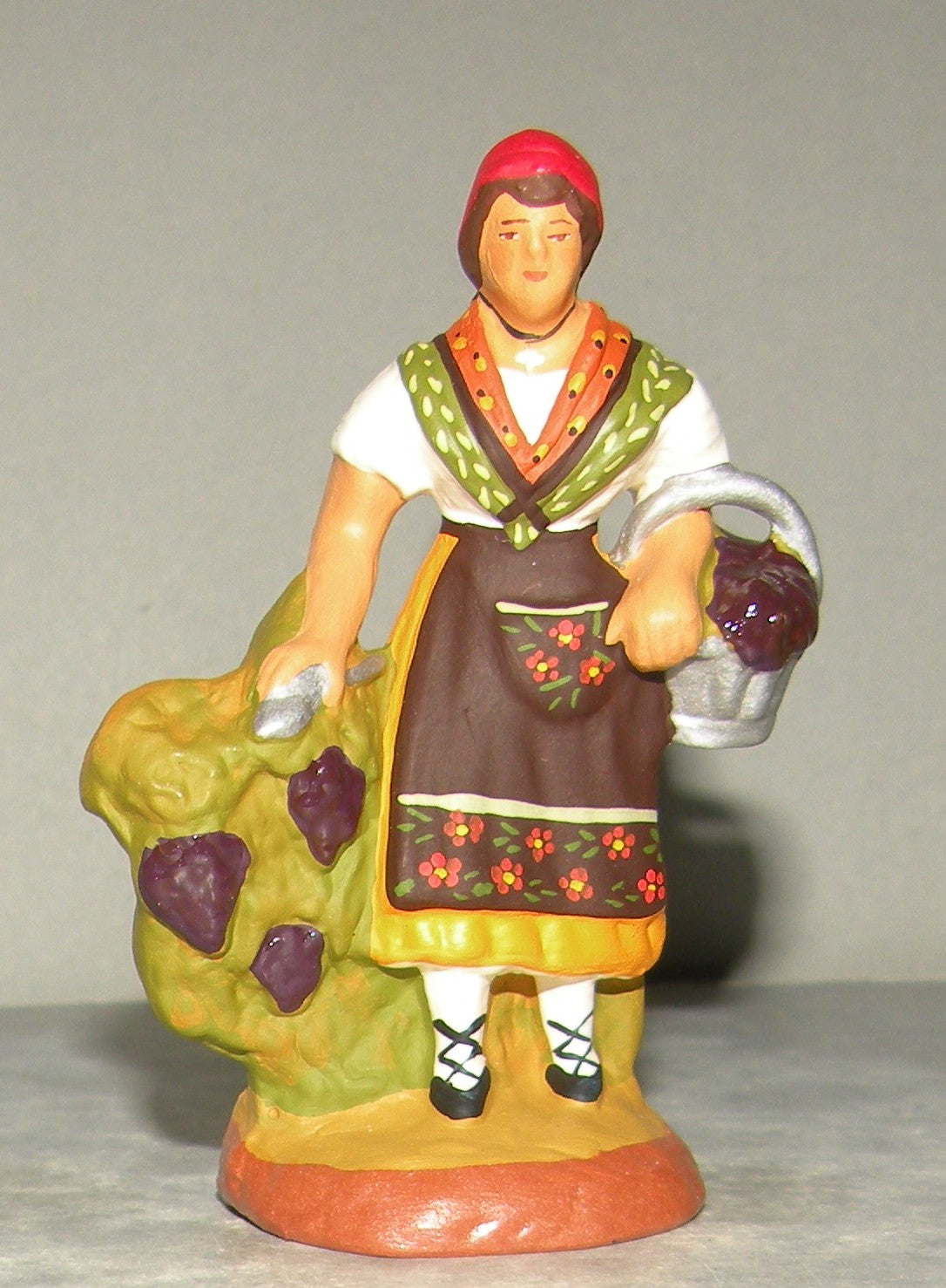Grape Harvester , ( 513 )  Fouque, 9 cm