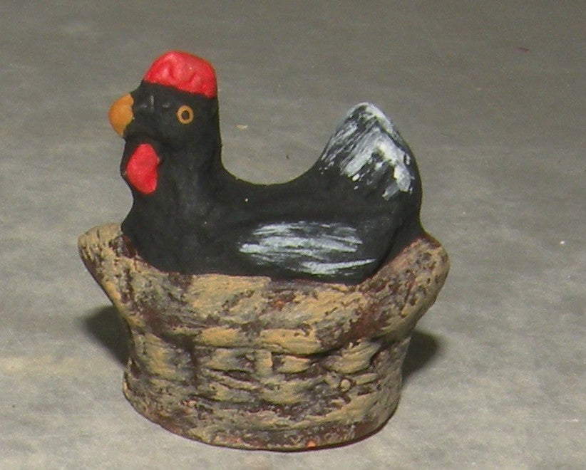 Chicken in a basket, ( 807 )  Fouque, 9 cm