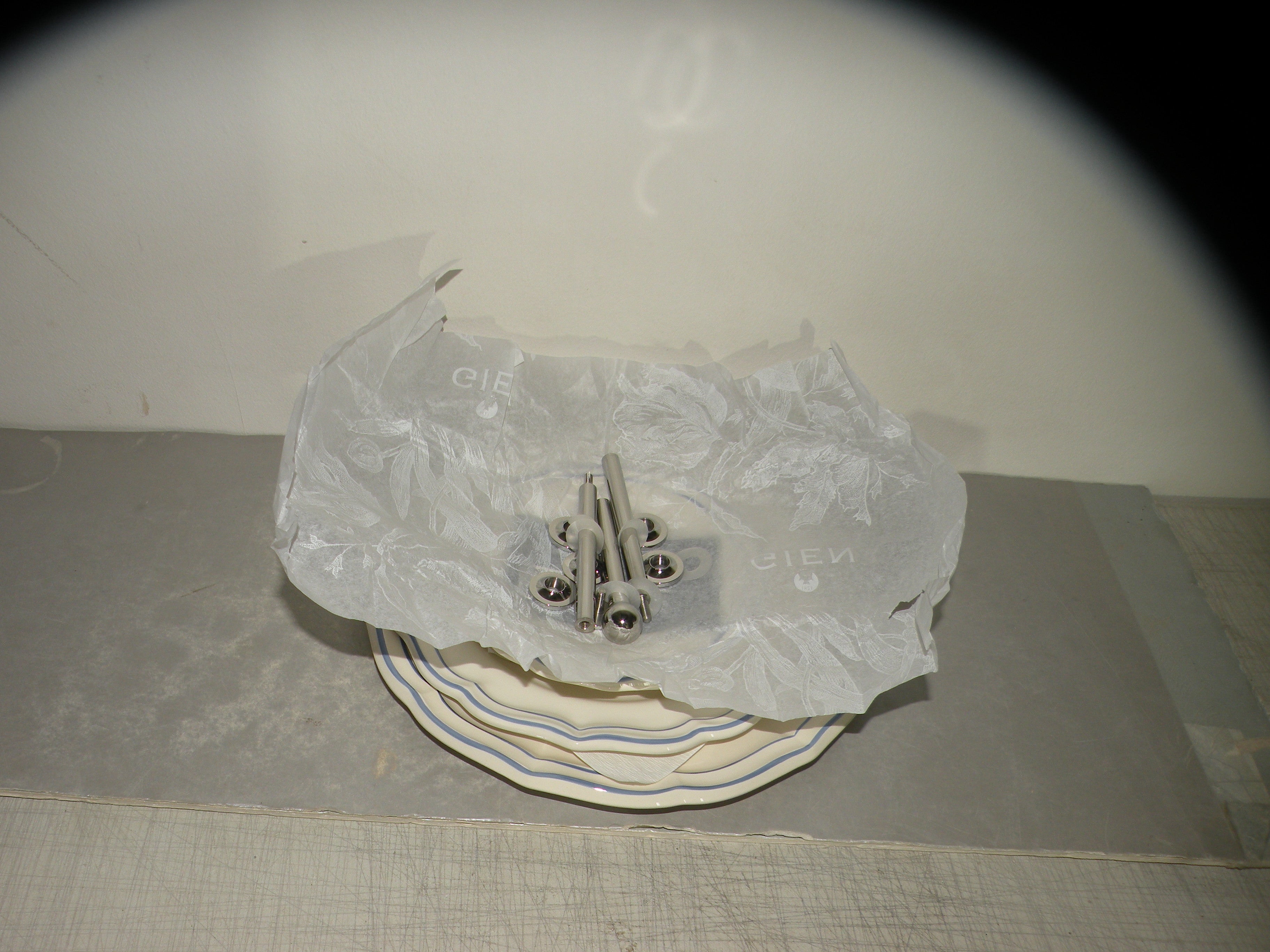 Three-tier Cake Stand,  Filet Bleu