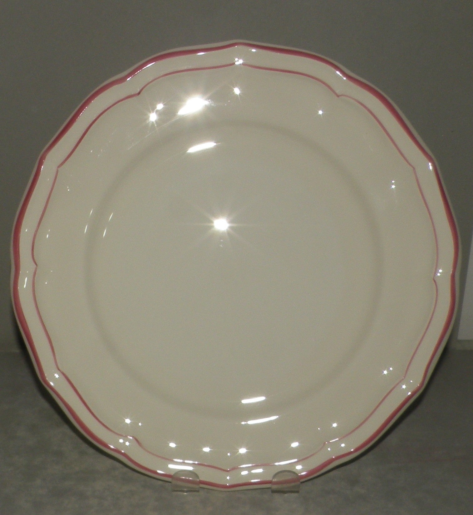 Dinner Plate, Filet Pivoine